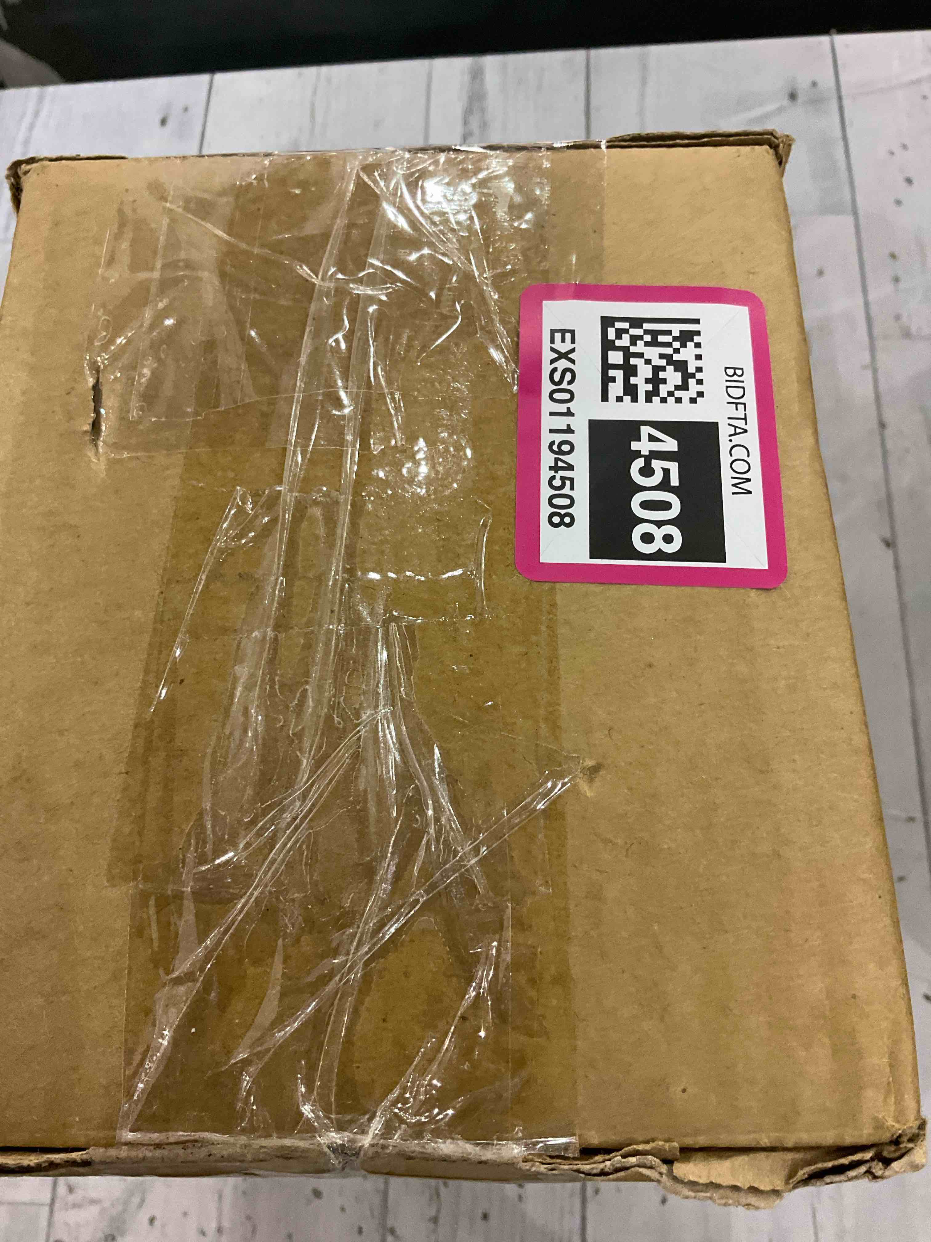 https://s3.amazonaws.com/lotting-images-prod/BargainHunt/EXS01194508_1709123204032.jpeg