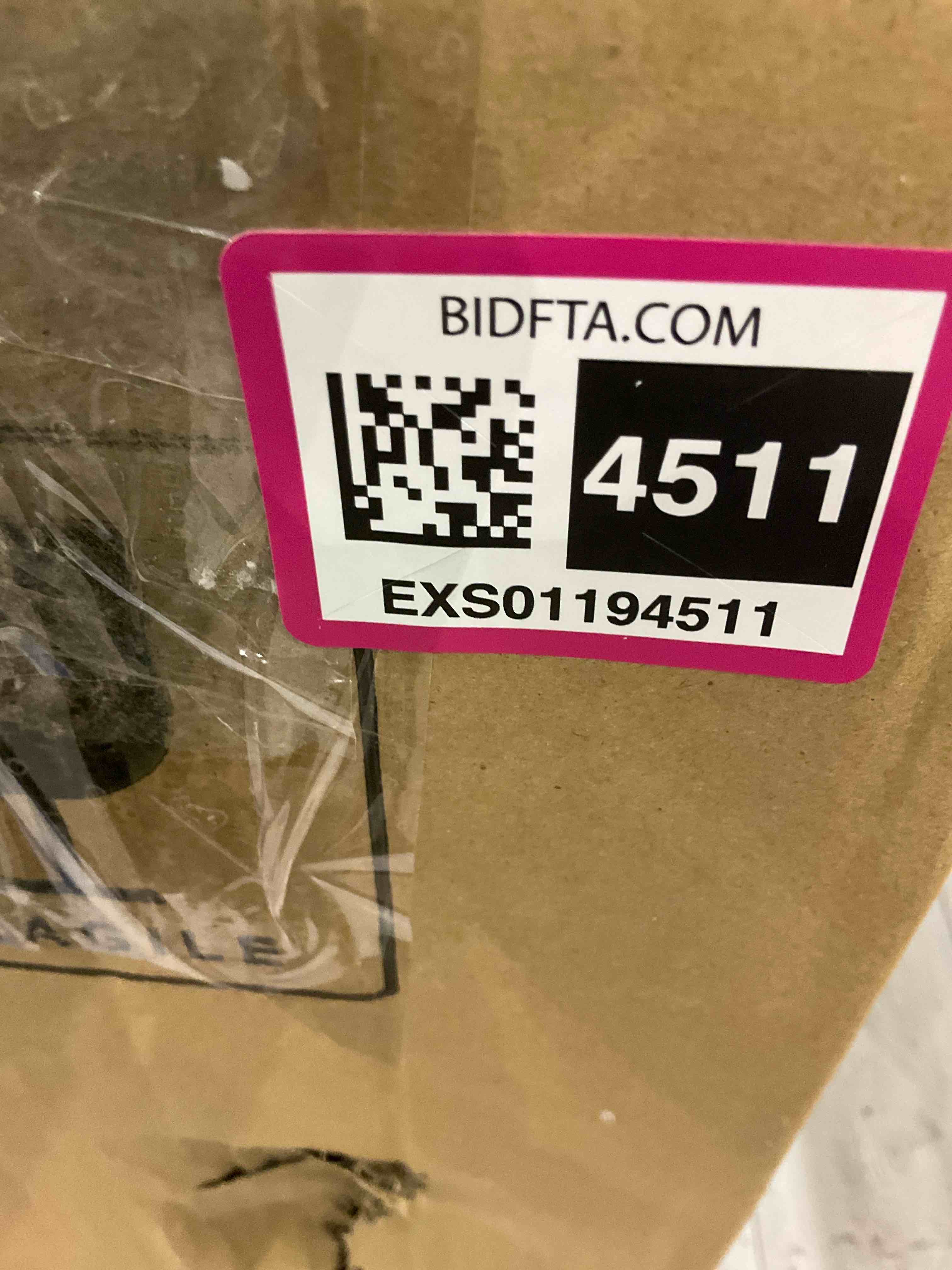 https://s3.amazonaws.com/lotting-images-prod/BargainHunt/EXS01194511_1709123440095.jpeg