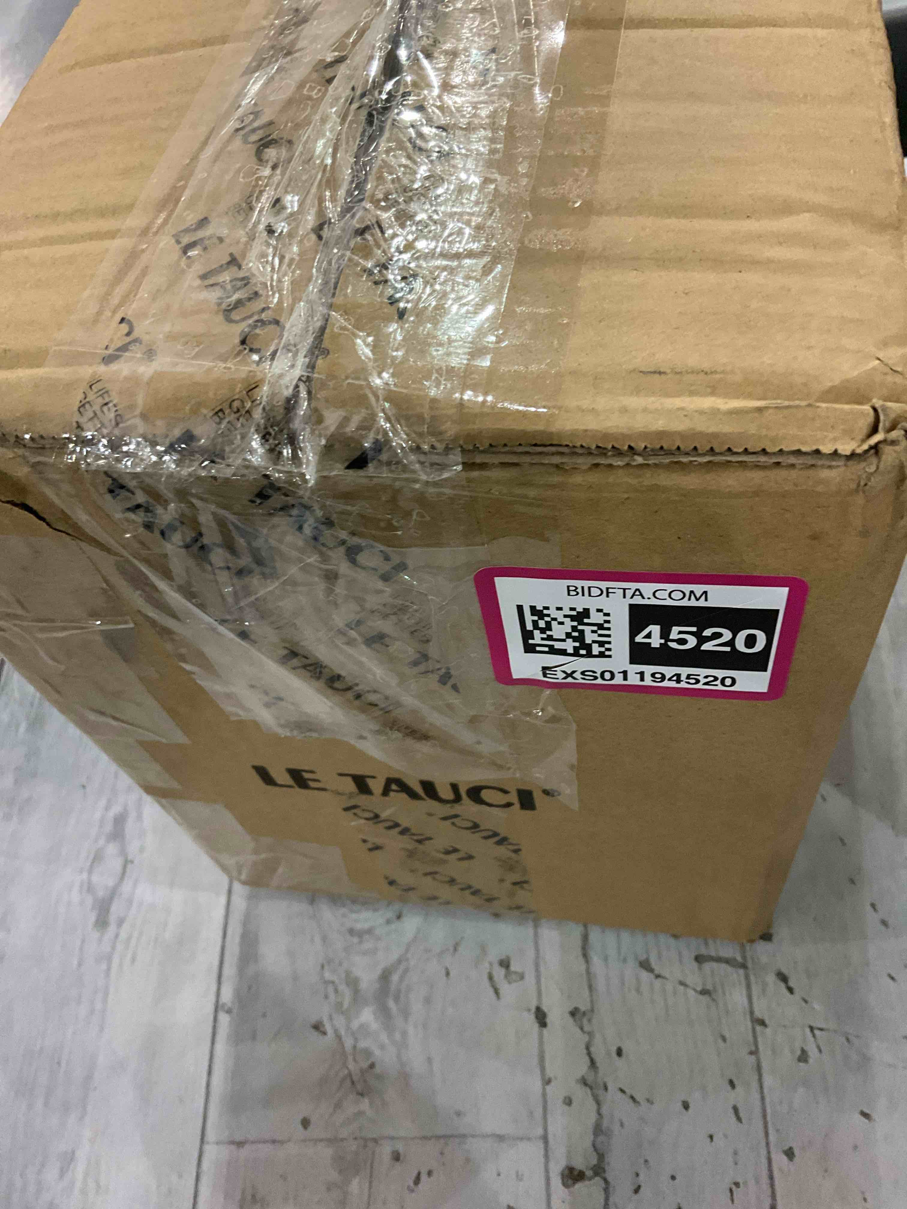 https://s3.amazonaws.com/lotting-images-prod/BargainHunt/EXS01194520_1709124960609.jpeg
