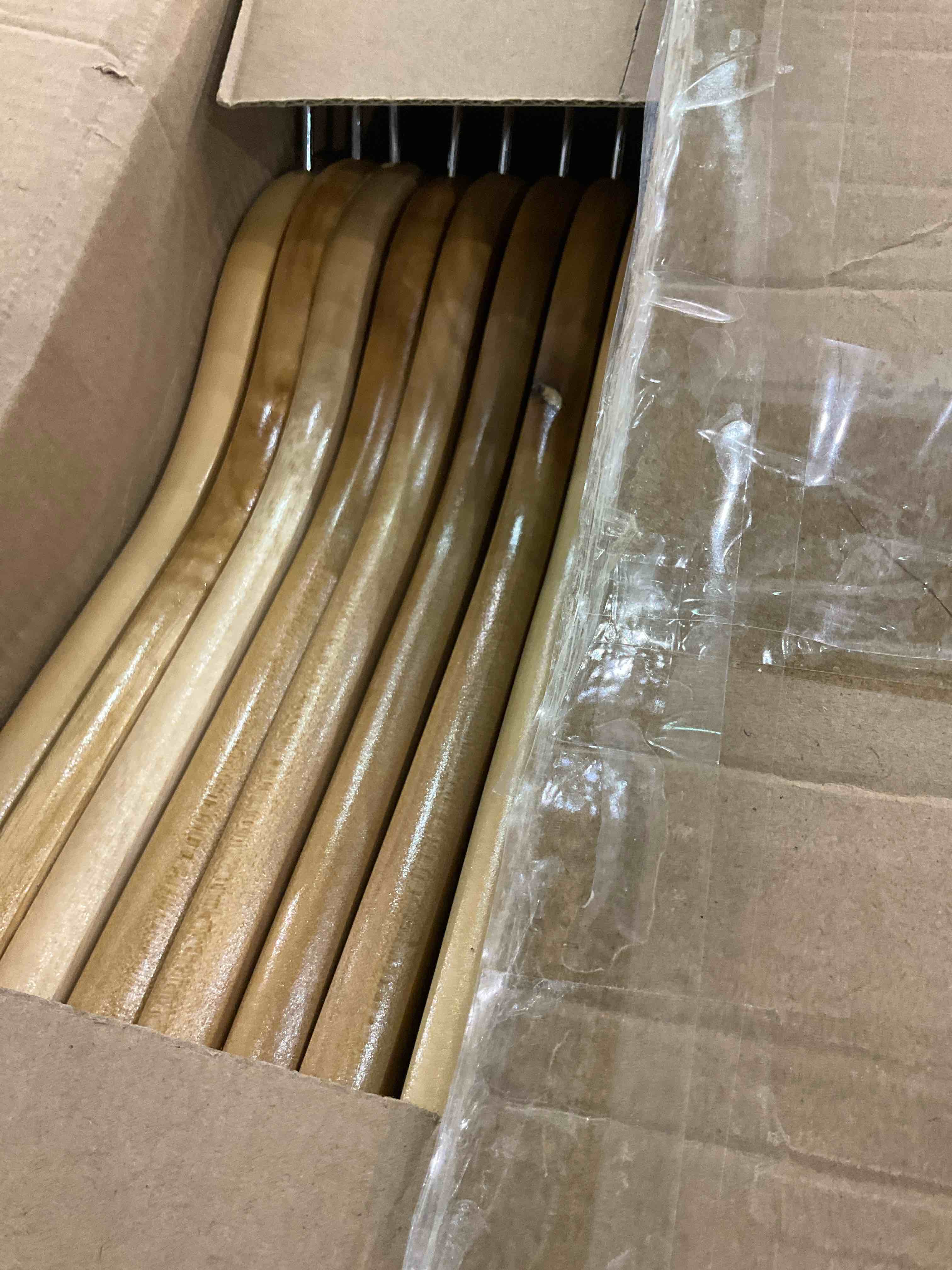 https://s3.amazonaws.com/lotting-images-prod/BargainHunt/EXS01194532_1709126290536.jpeg