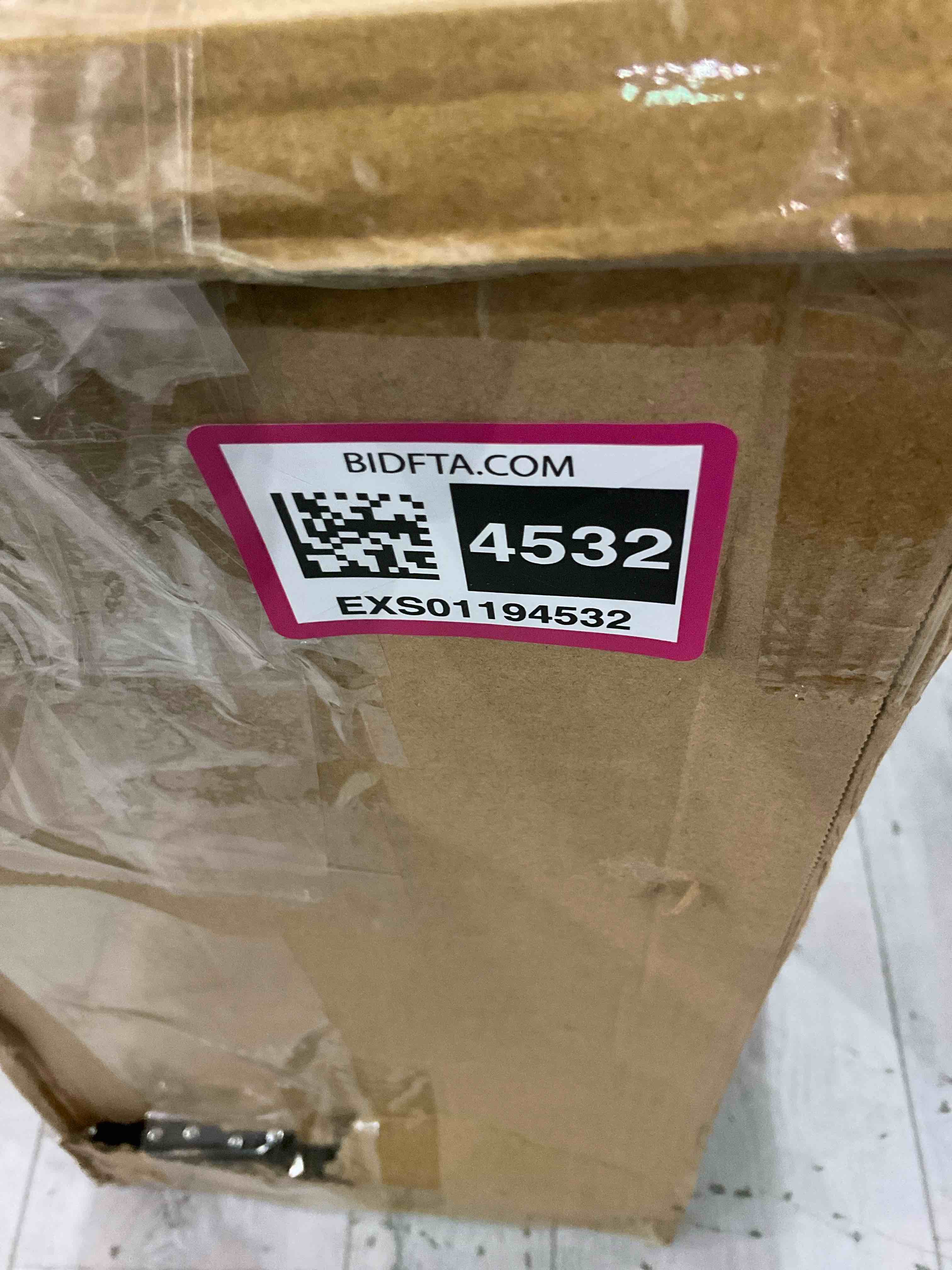 https://s3.amazonaws.com/lotting-images-prod/BargainHunt/EXS01194532_1709126321517.jpeg