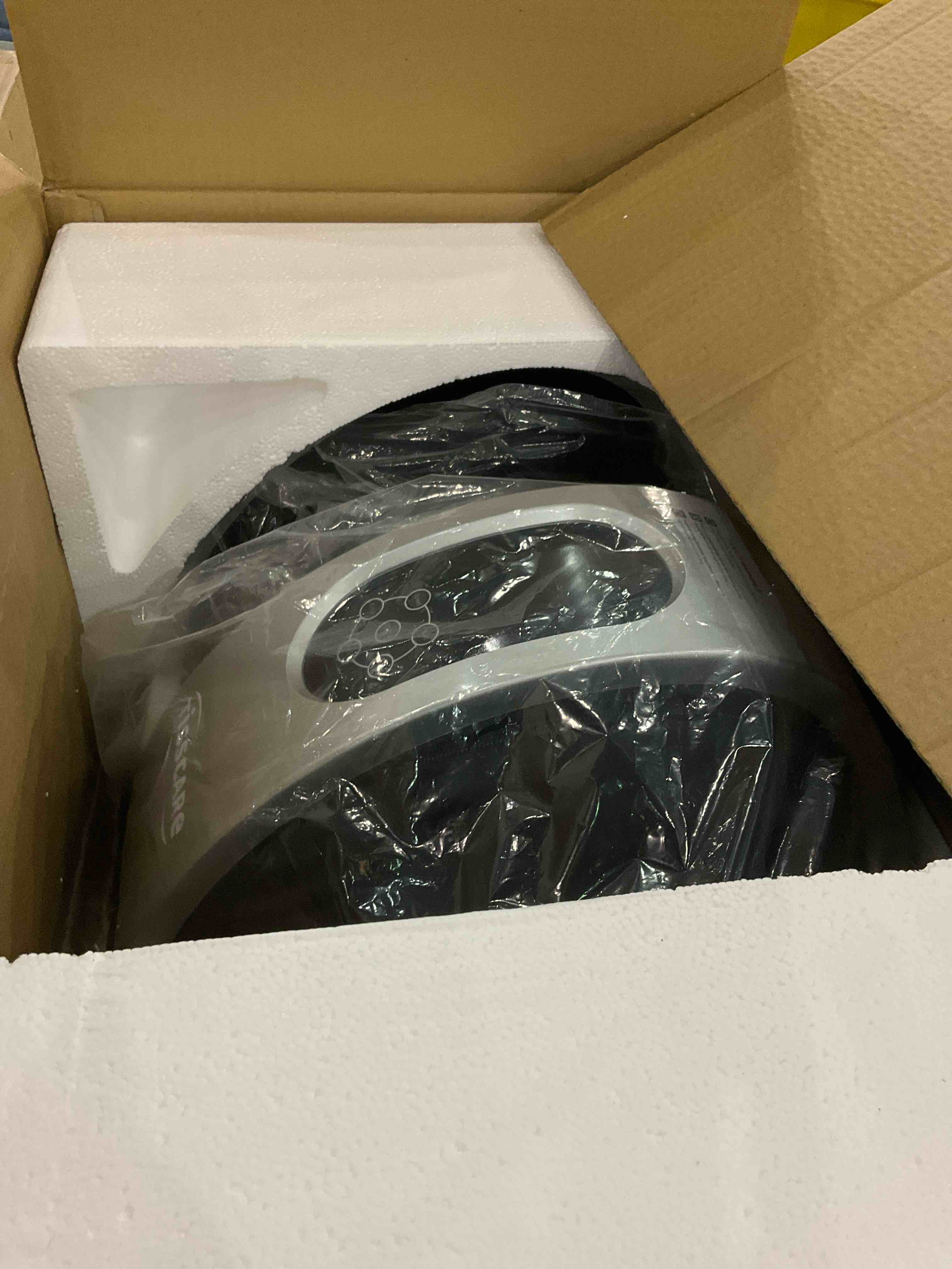 https://s3.amazonaws.com/lotting-images-prod/BargainHunt/EXS01194621_1709138724625.jpeg