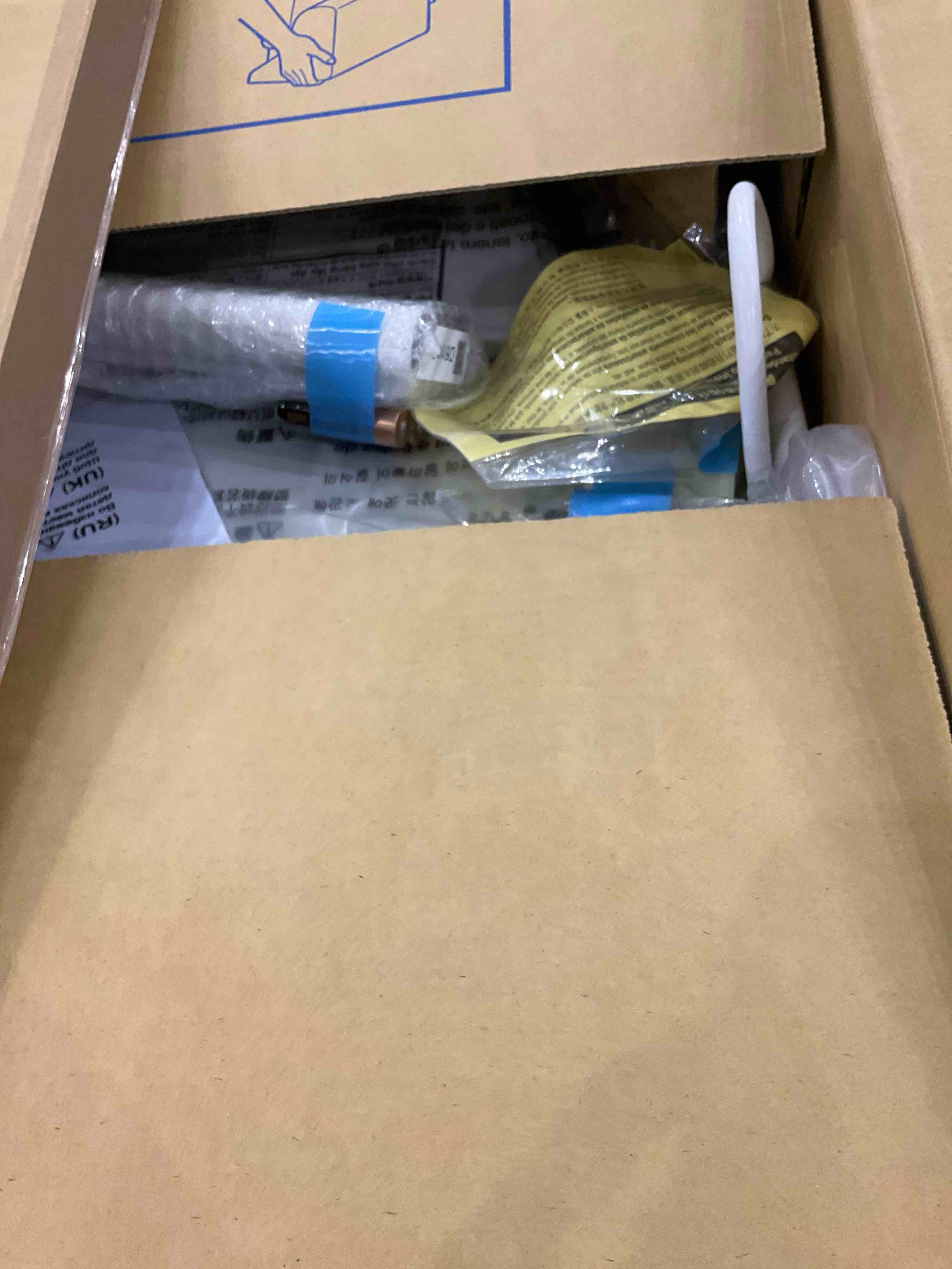 https://s3.amazonaws.com/lotting-images-prod/BargainHunt/EXS01194622_1709139120973.jpeg