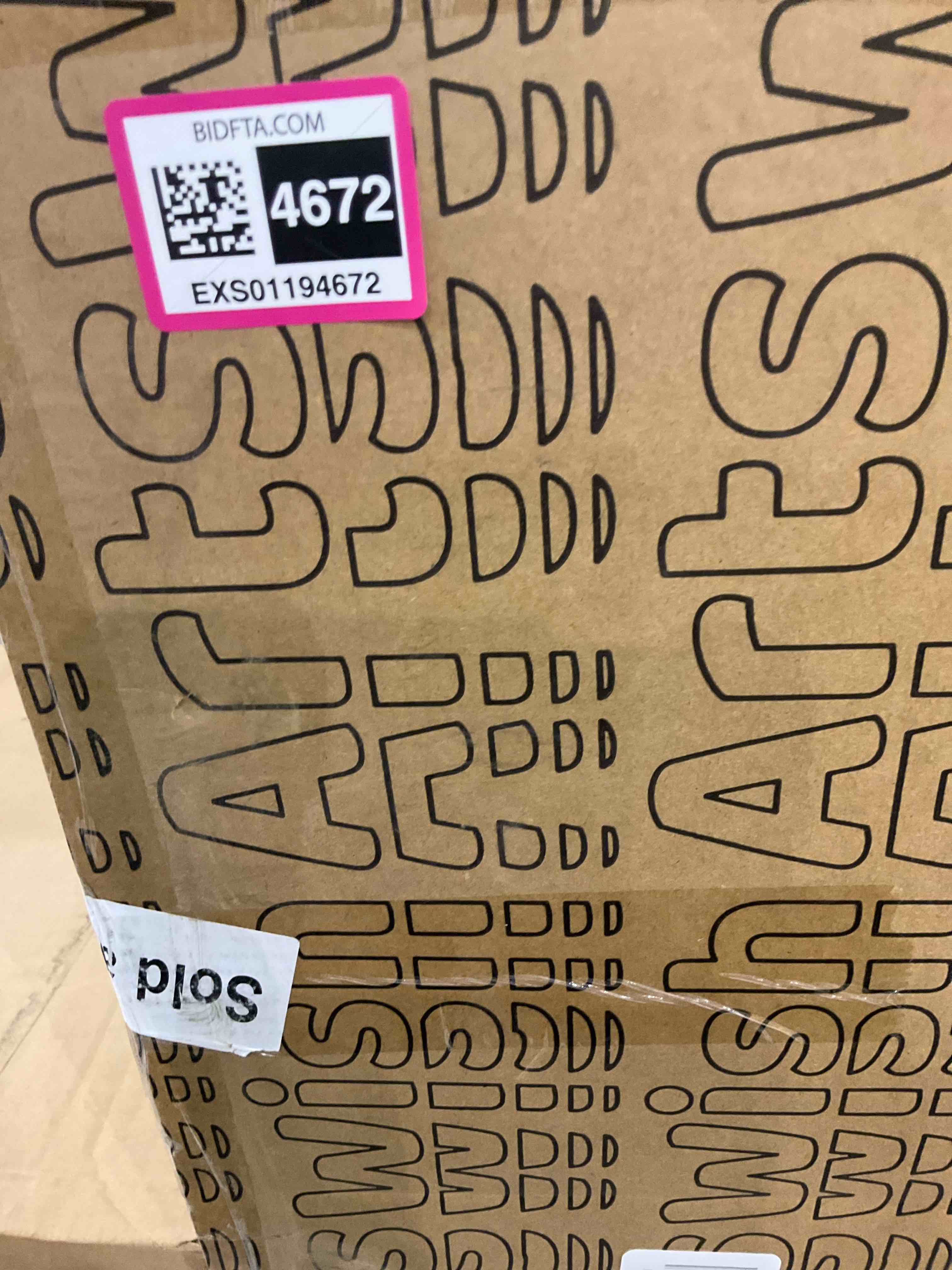 https://s3.amazonaws.com/lotting-images-prod/BargainHunt/EXS01194672_1709211032658.jpeg