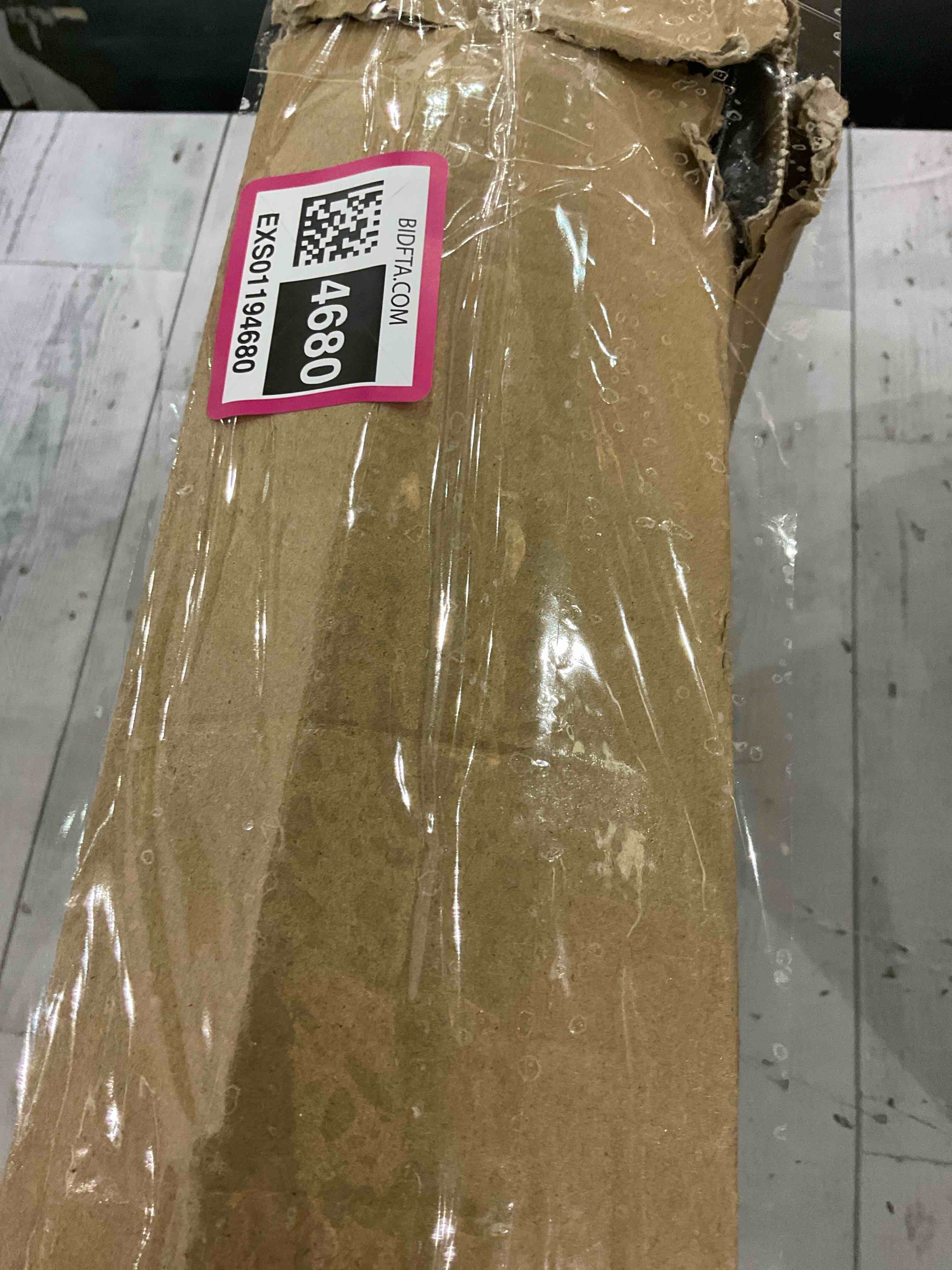 https://s3.amazonaws.com/lotting-images-prod/BargainHunt/EXS01194680_1709211950878.jpeg