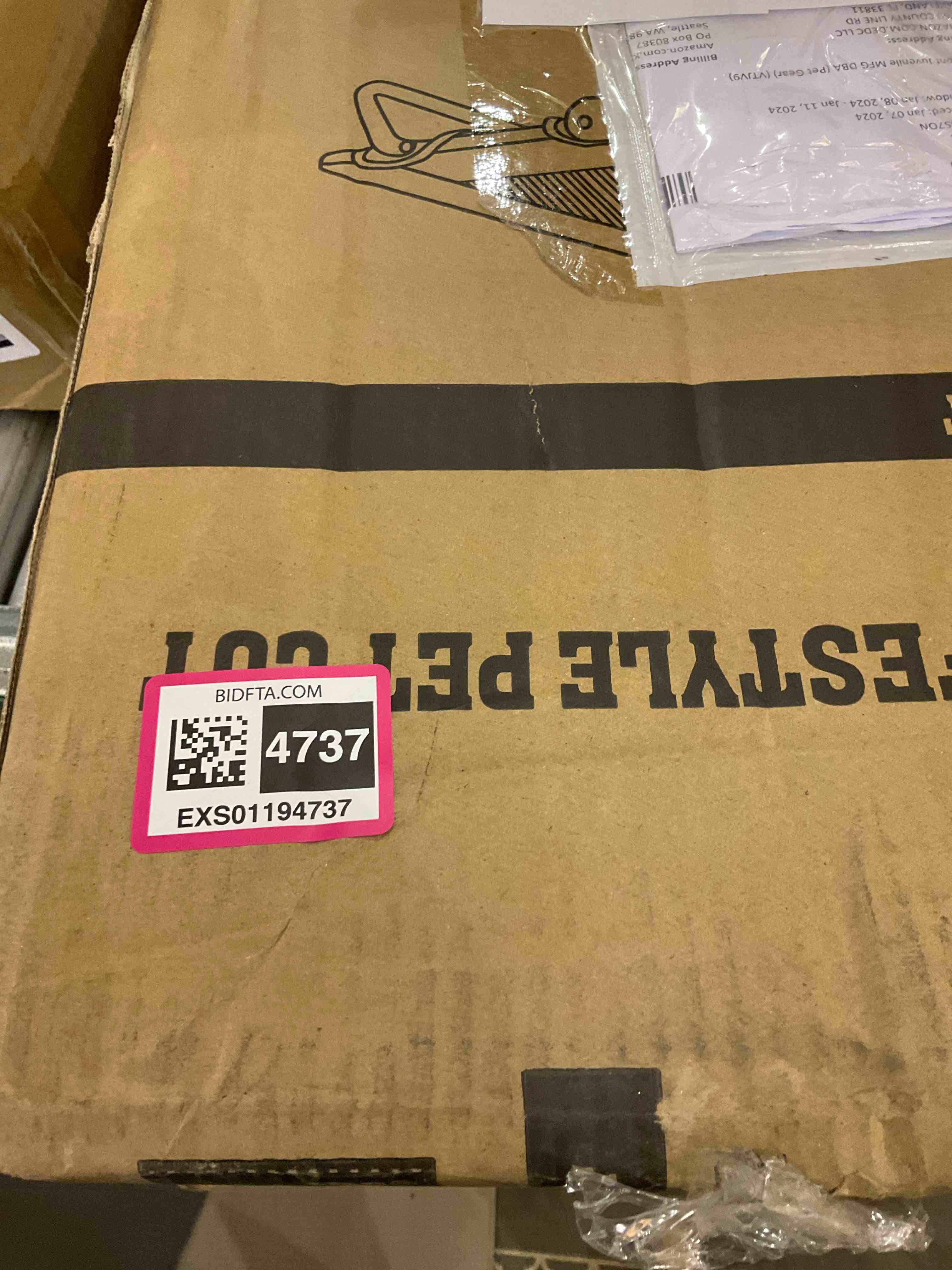 https://s3.amazonaws.com/lotting-images-prod/BargainHunt/EXS01194737_1709221440096.jpeg