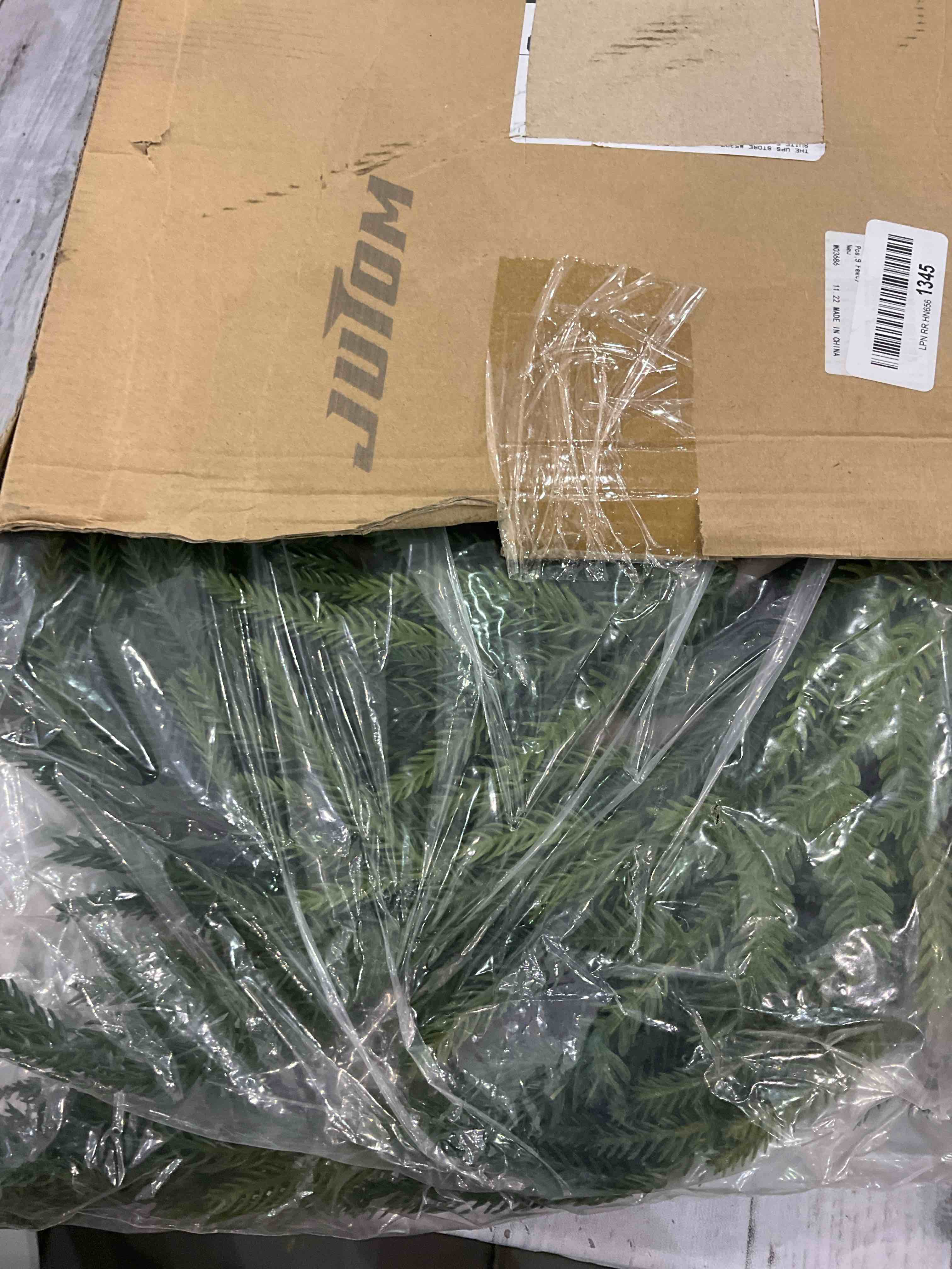 https://s3.amazonaws.com/lotting-images-prod/BargainHunt/EXS01194845_1709301108132.jpeg