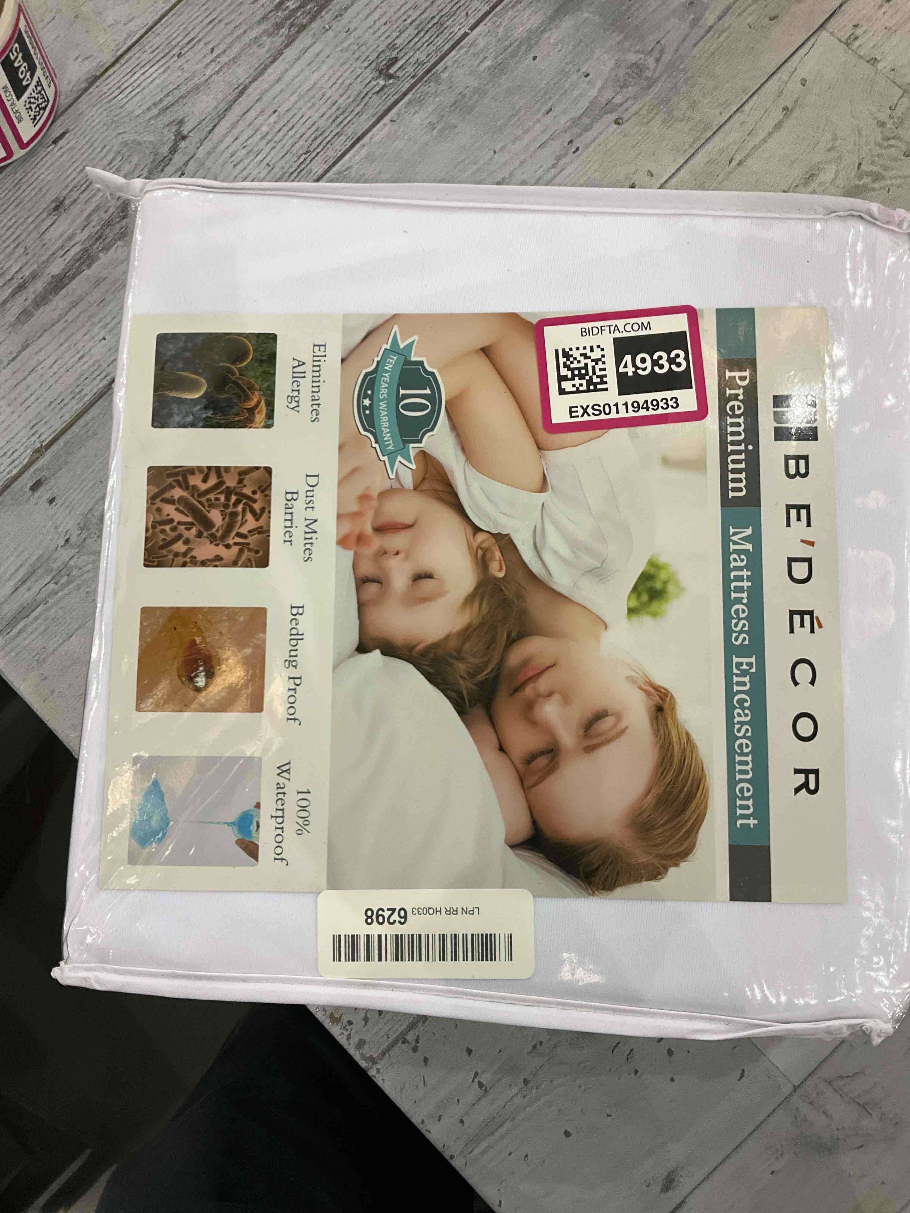 https://s3.amazonaws.com/lotting-images-prod/BargainHunt/EXS01194933_1709560113194.jpeg