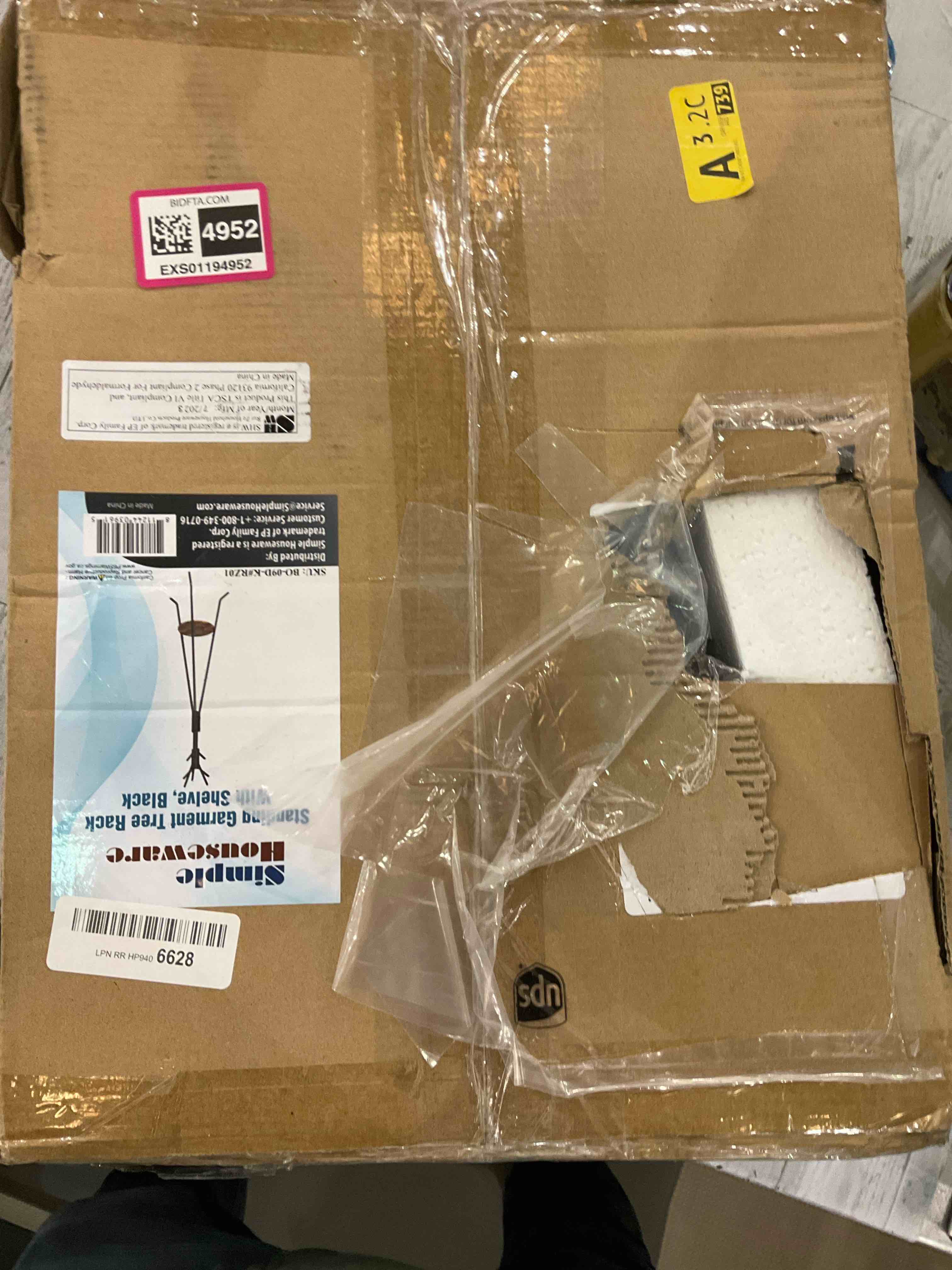 https://s3.amazonaws.com/lotting-images-prod/BargainHunt/EXS01194952_1709564300616.jpeg