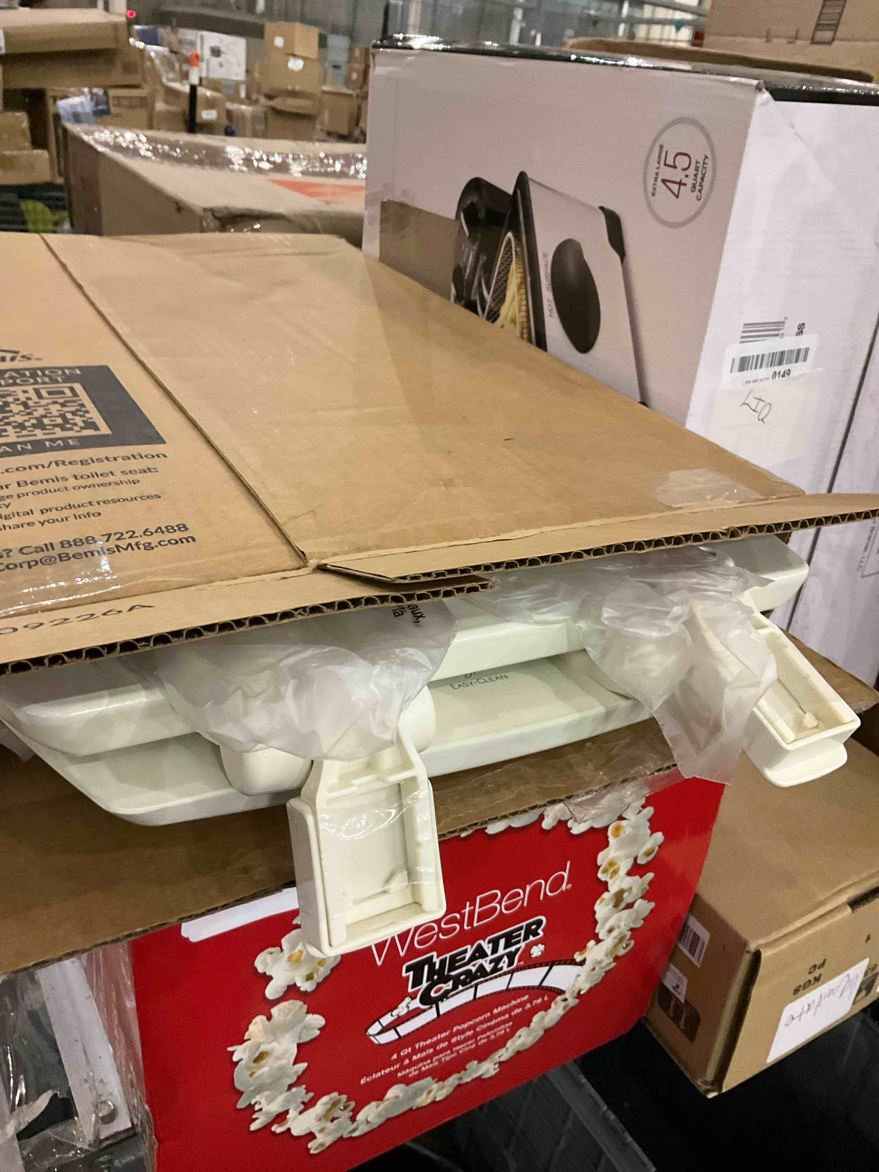 https://s3.amazonaws.com/lotting-images-prod/BargainHunt/EXS01195009_1709560059264.jpeg
