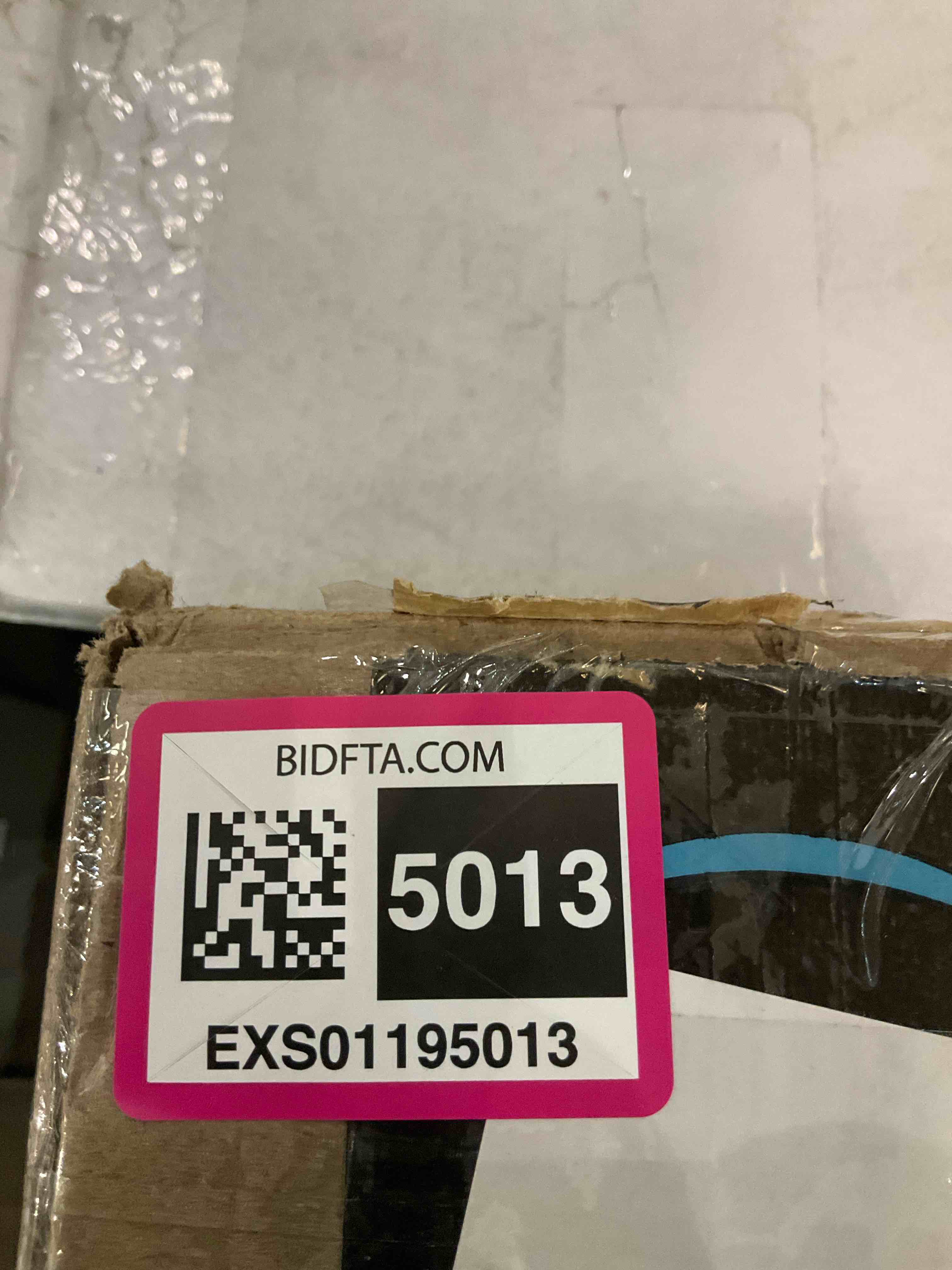 https://s3.amazonaws.com/lotting-images-prod/BargainHunt/EXS01195013_1709562966148.jpeg
