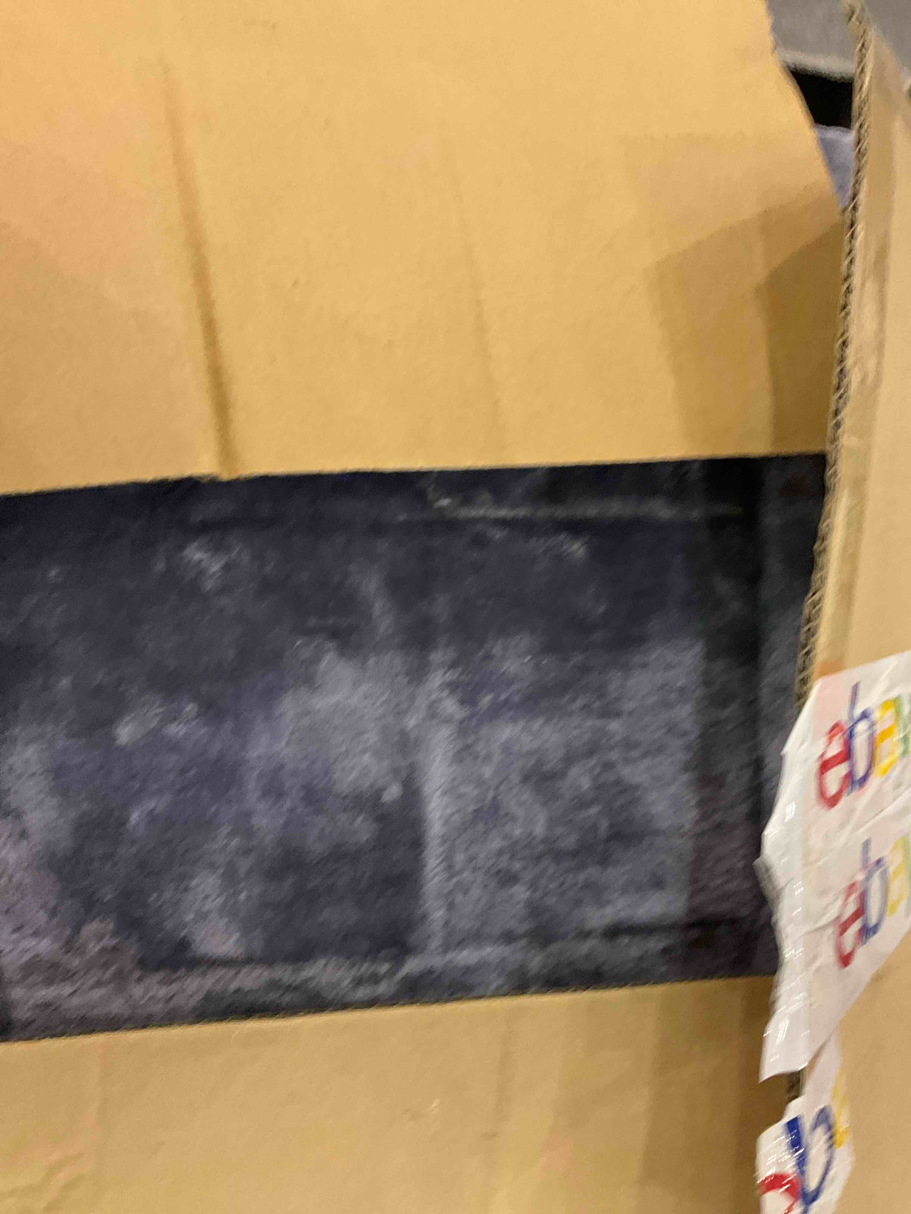https://s3.amazonaws.com/lotting-images-prod/BargainHunt/EXS01195440_1712758598320.jpeg