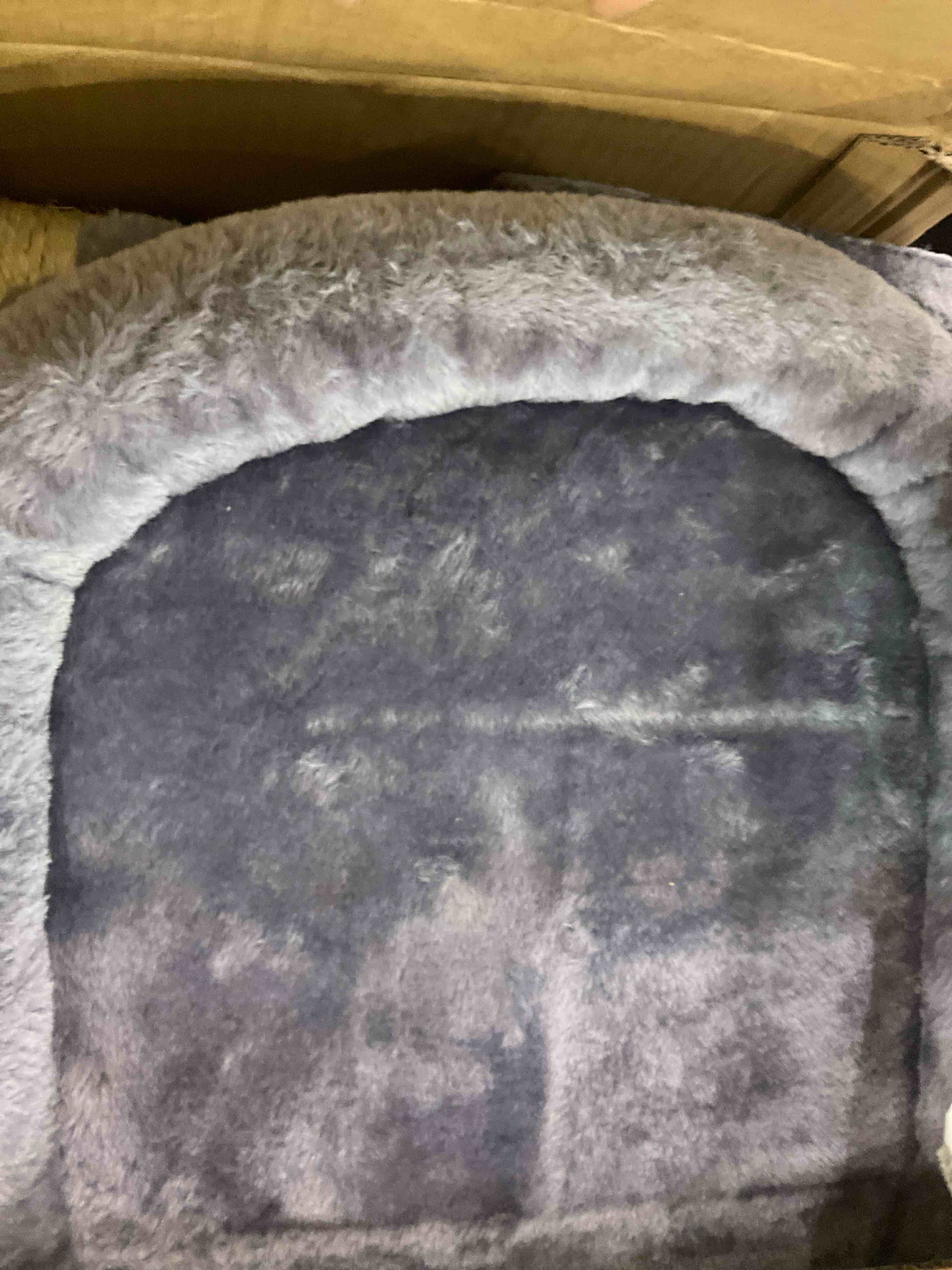 https://s3.amazonaws.com/lotting-images-prod/BargainHunt/EXS01195440_1712758599954.jpeg