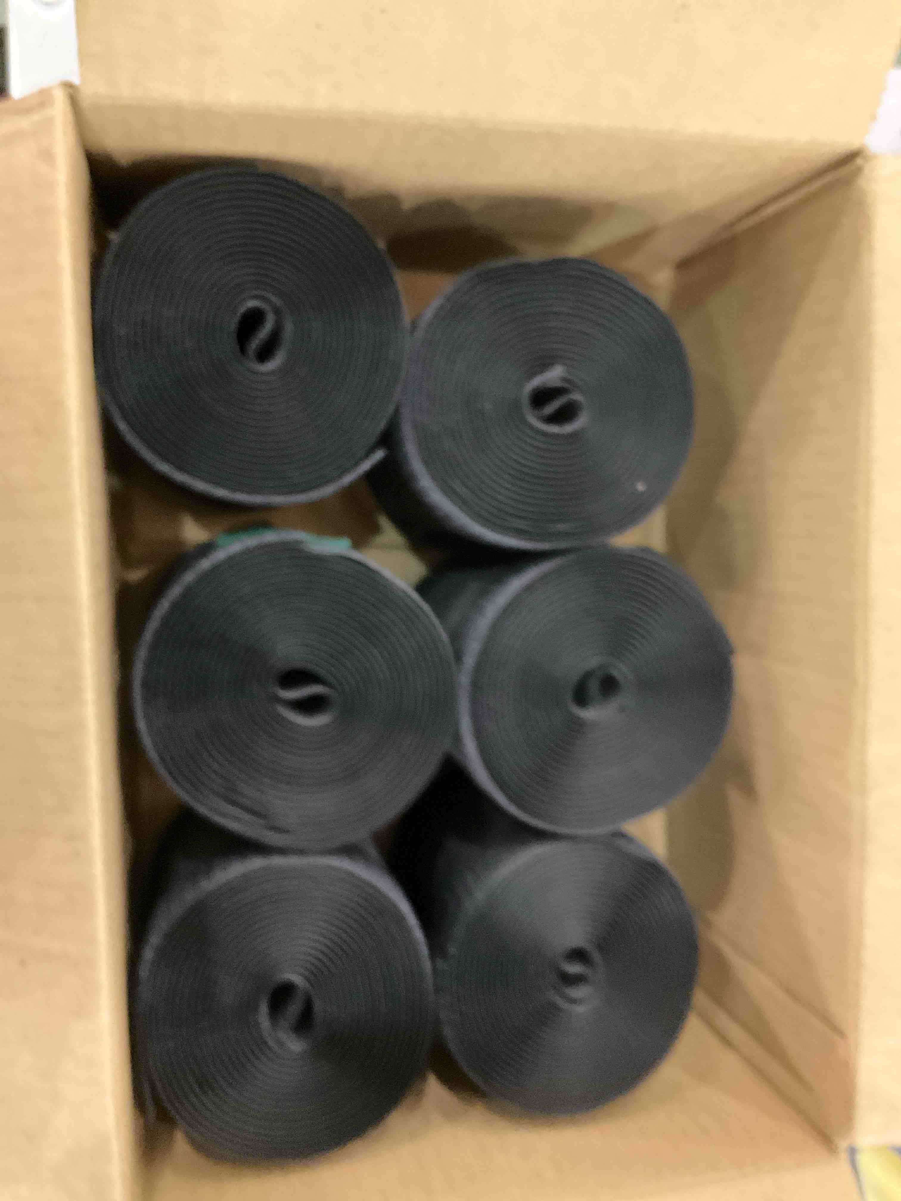 https://s3.amazonaws.com/lotting-images-prod/BargainHunt/EXS01195442_1712758848141.jpeg