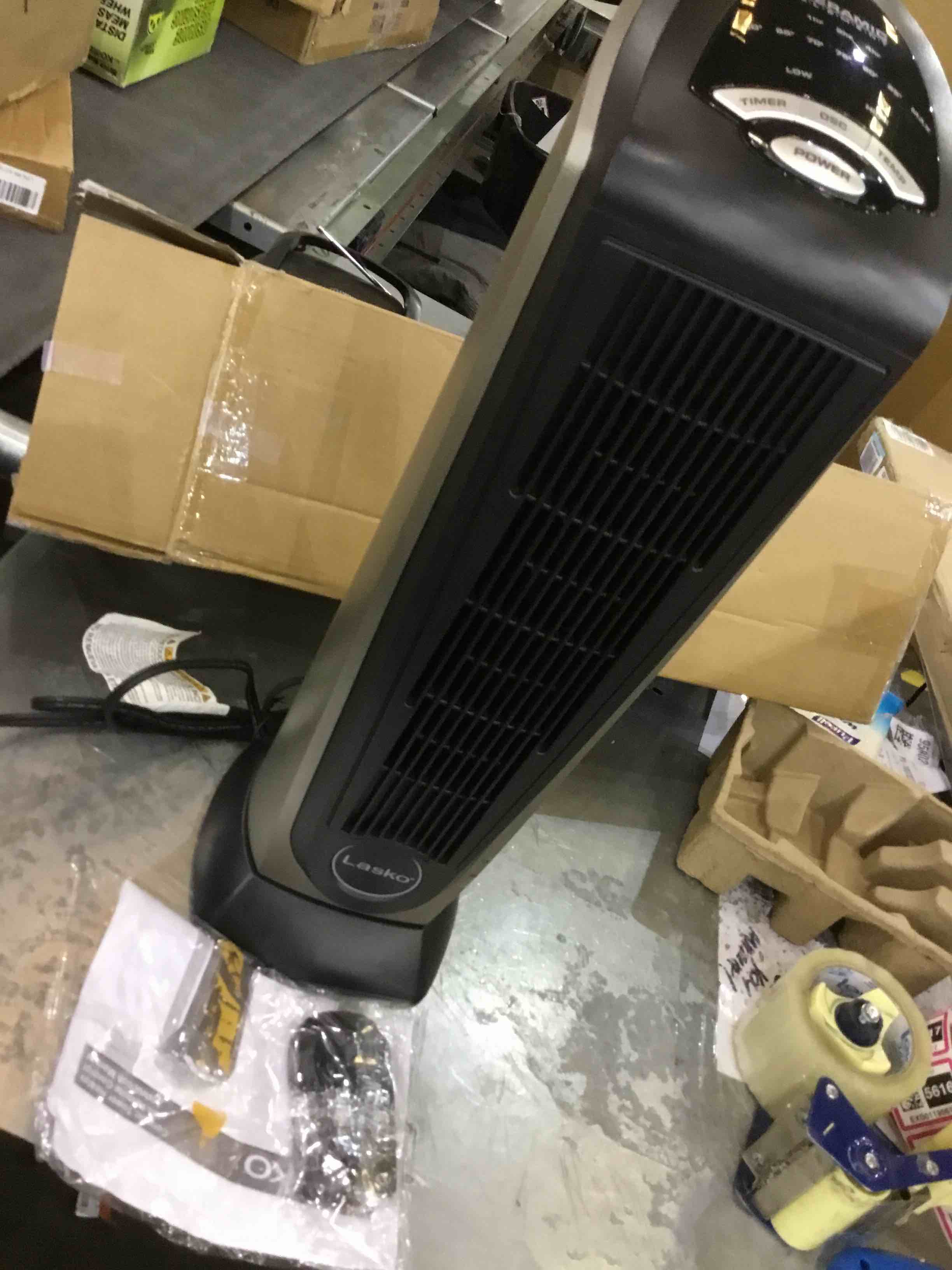 https://s3.amazonaws.com/lotting-images-prod/BargainHunt/EXS01195613_1709221204244.jpeg