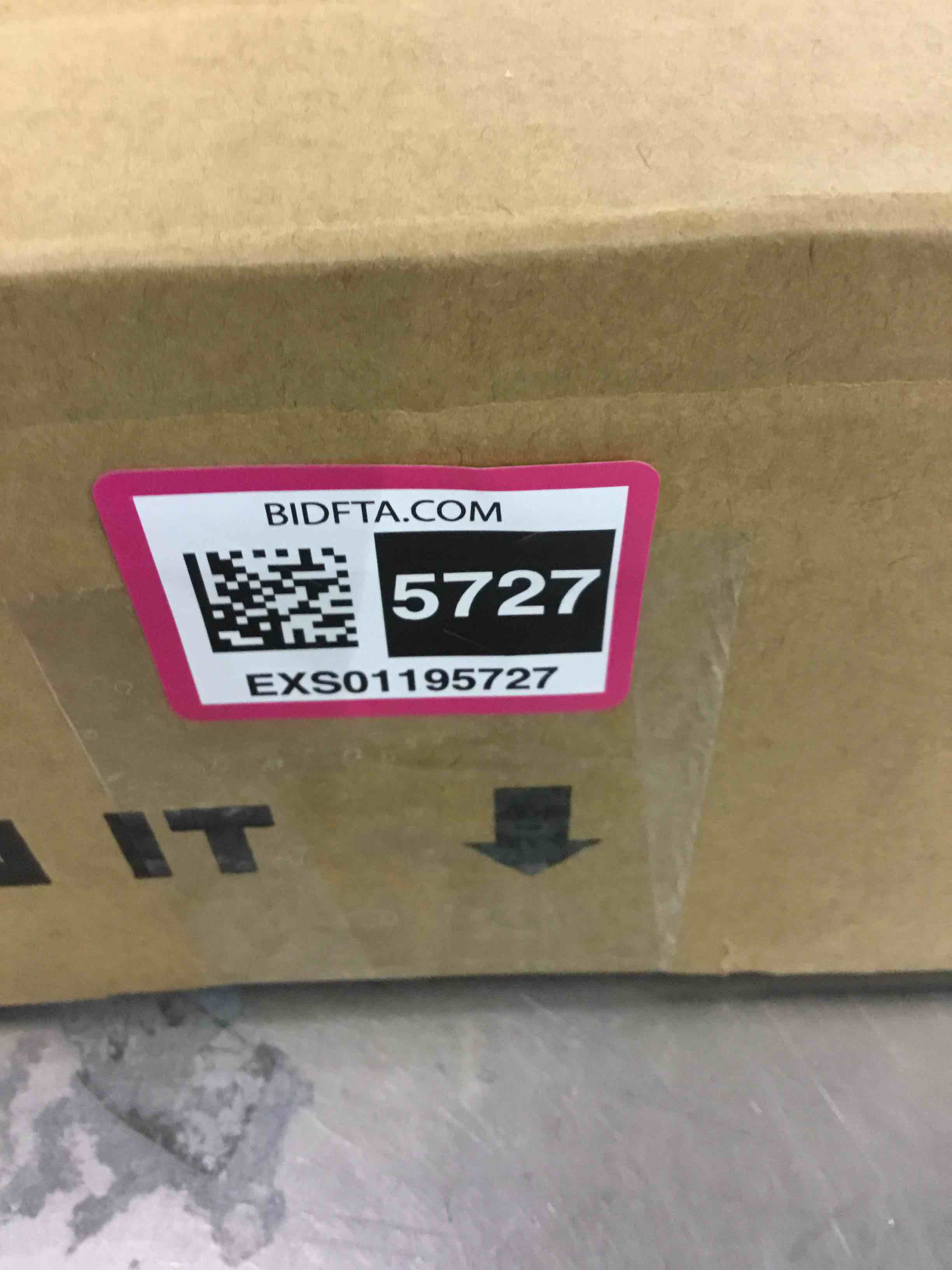 https://s3.amazonaws.com/lotting-images-prod/BargainHunt/EXS01195727_1709316403838.jpeg