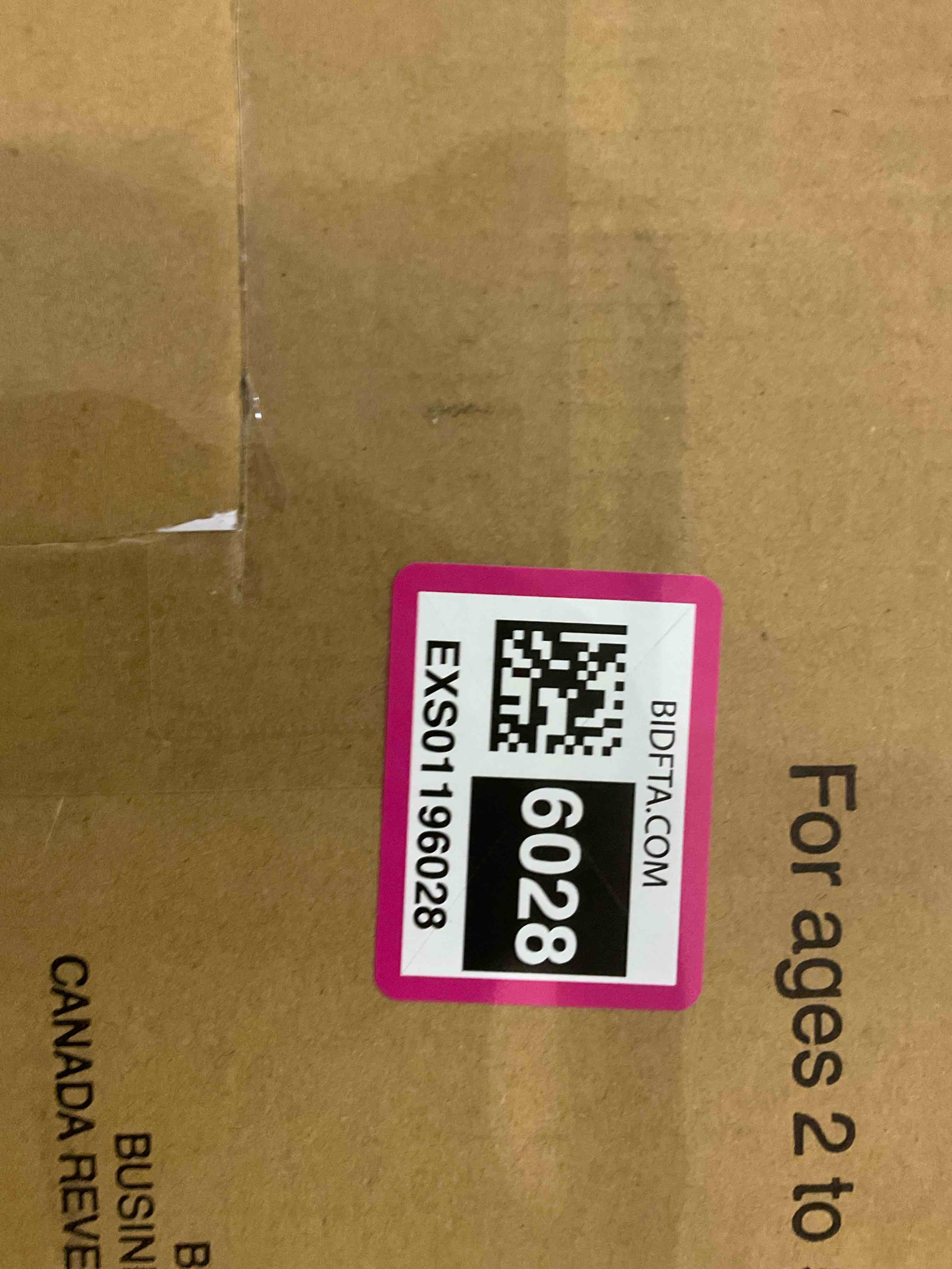 https://s3.amazonaws.com/lotting-images-prod/BargainHunt/EXS01196028_1709209821493.jpeg