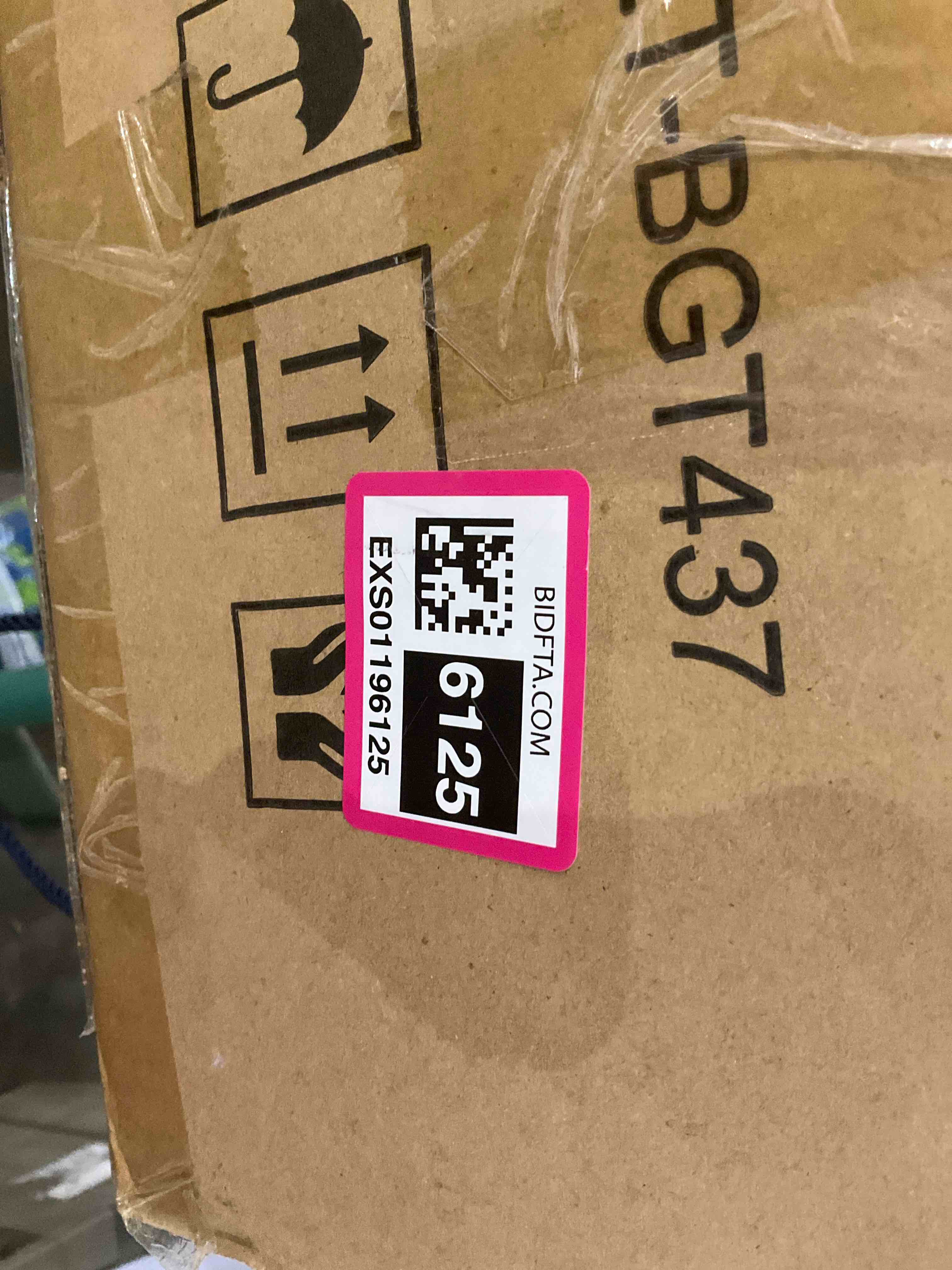https://s3.amazonaws.com/lotting-images-prod/BargainHunt/EXS01196125_1709222297998.jpeg