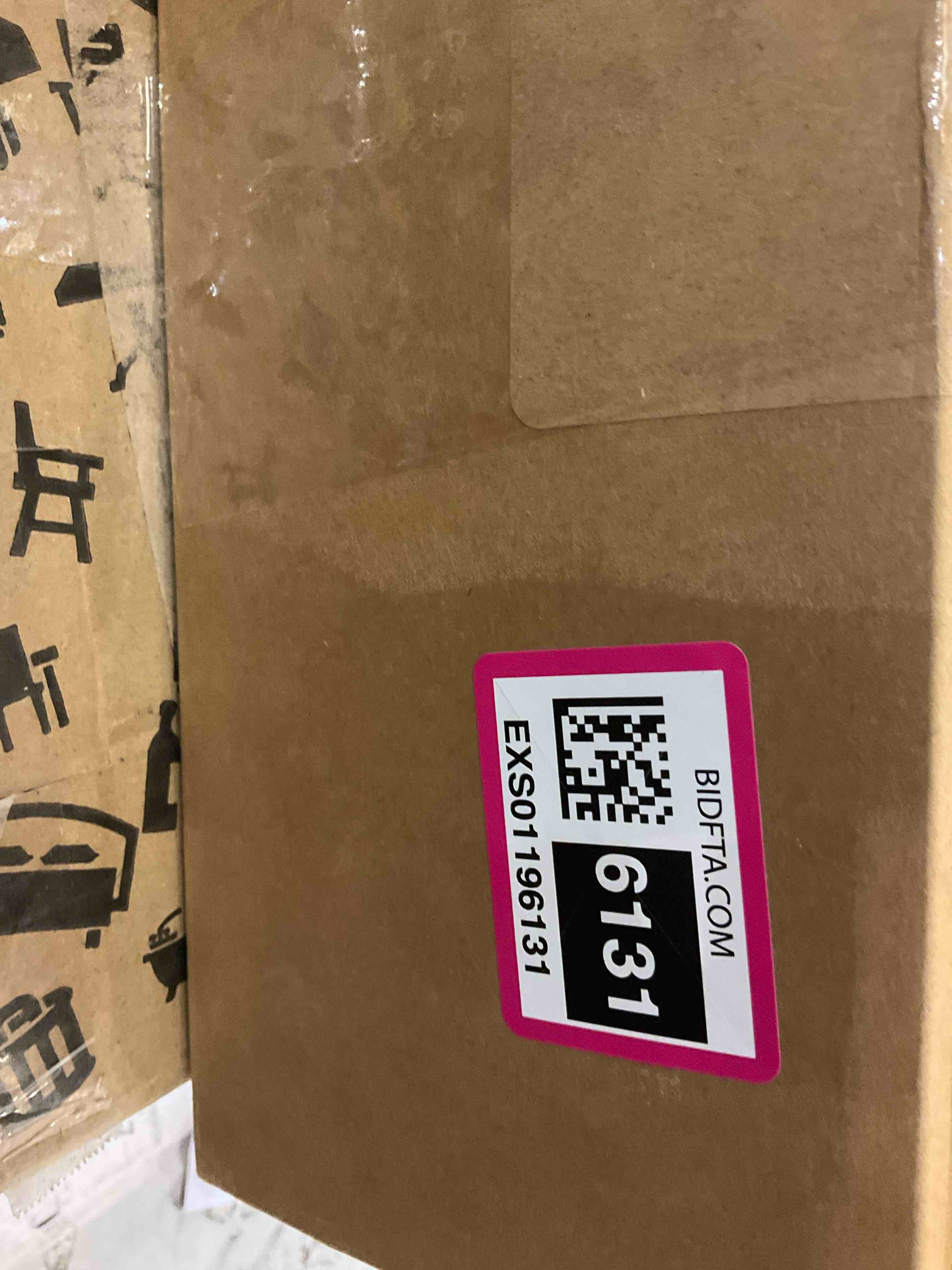 https://s3.amazonaws.com/lotting-images-prod/BargainHunt/EXS01196130_1709222537342.jpeg