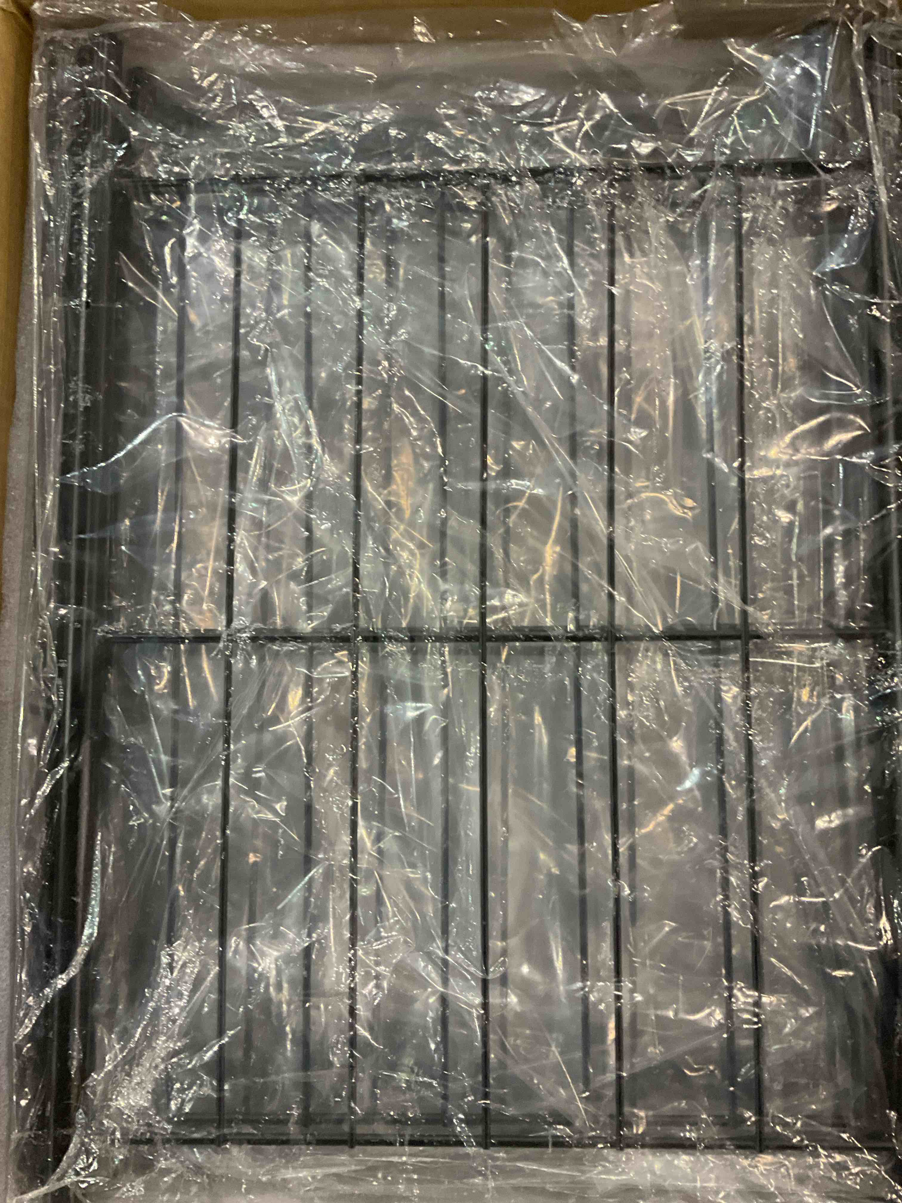 https://s3.amazonaws.com/lotting-images-prod/BargainHunt/EXS01196186_1709297492188.jpeg