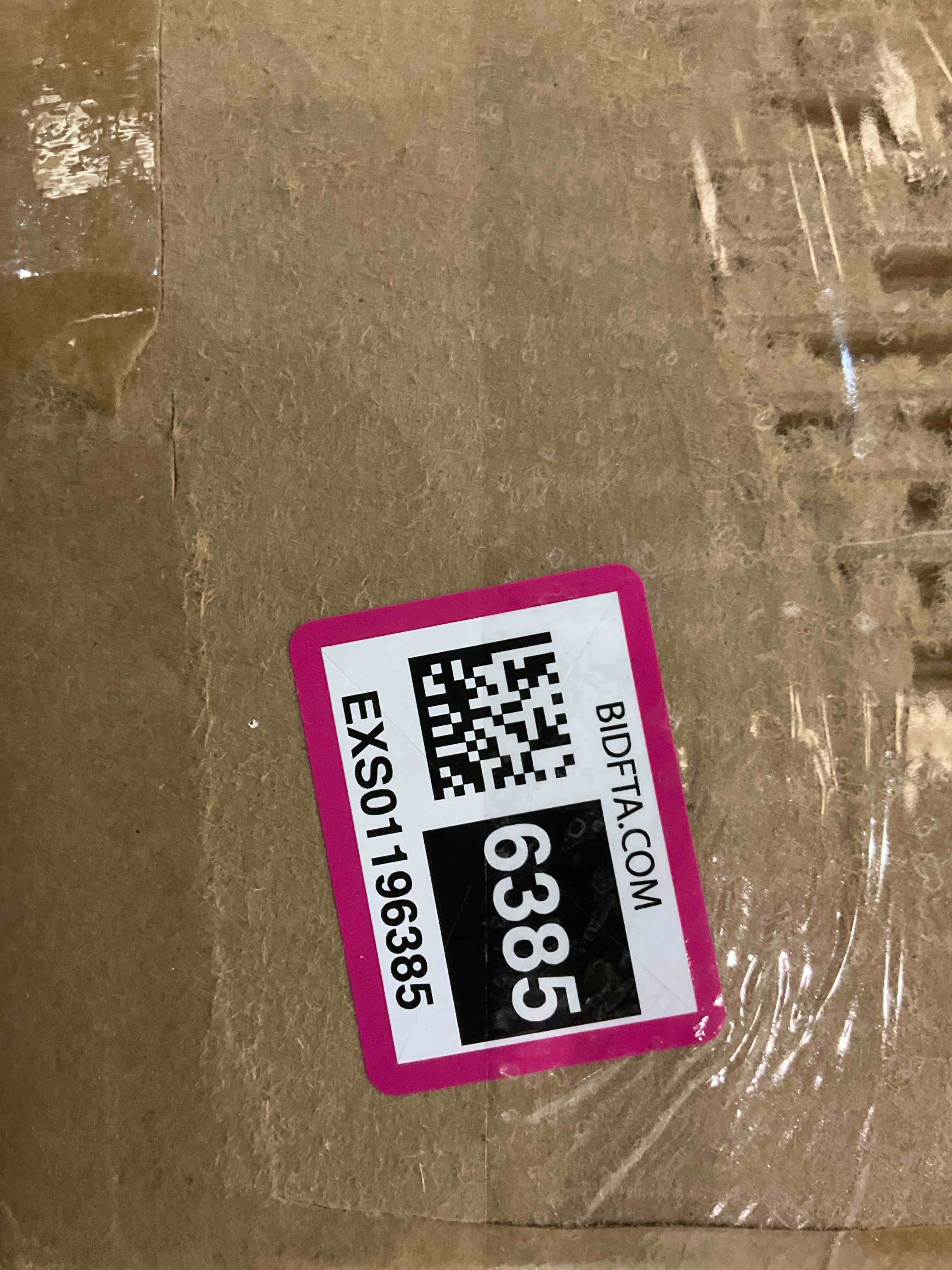 https://s3.amazonaws.com/lotting-images-prod/BargainHunt/EXS01196385_1709558763360.jpeg