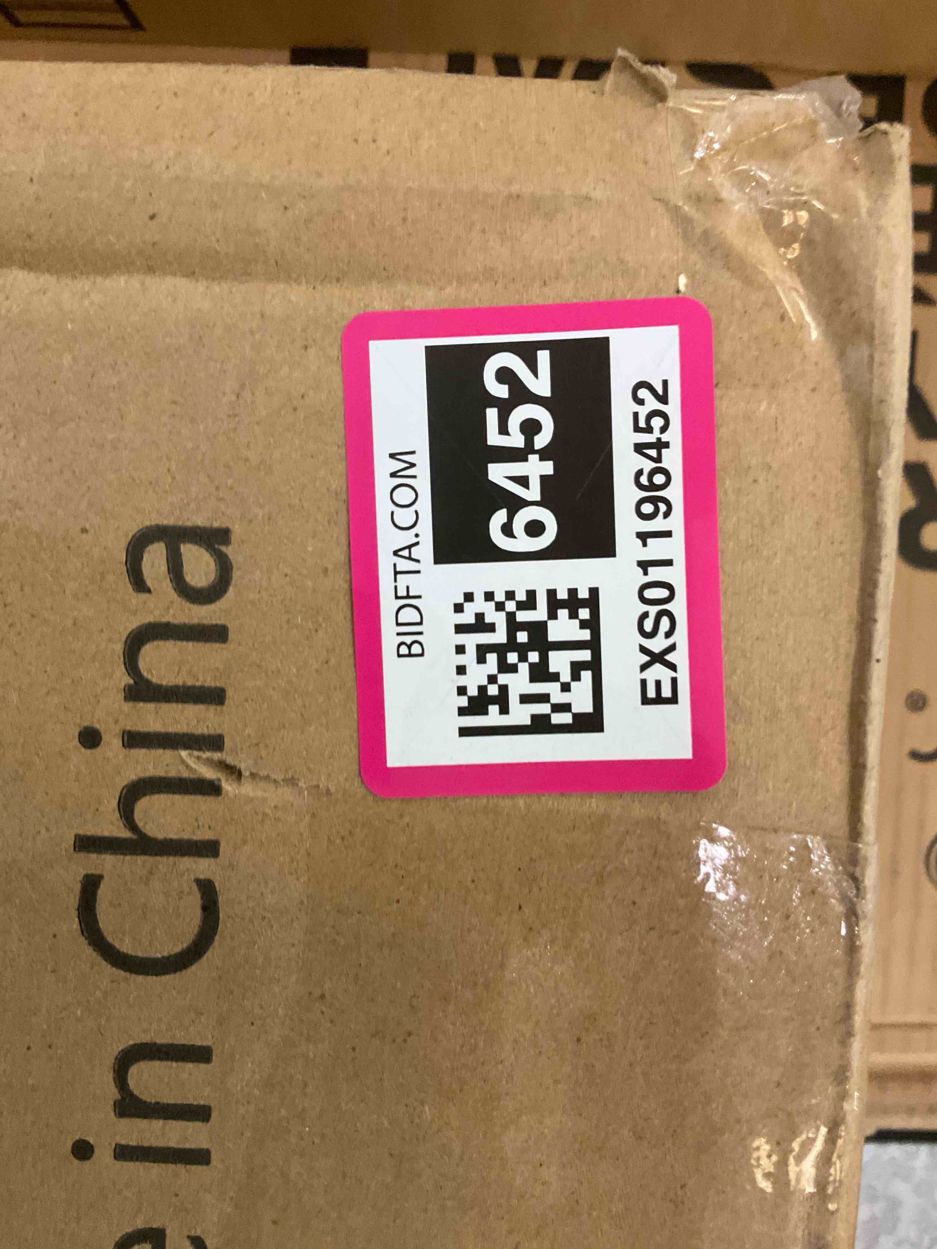 https://s3.amazonaws.com/lotting-images-prod/BargainHunt/EXS01196452_1709564834989.jpeg