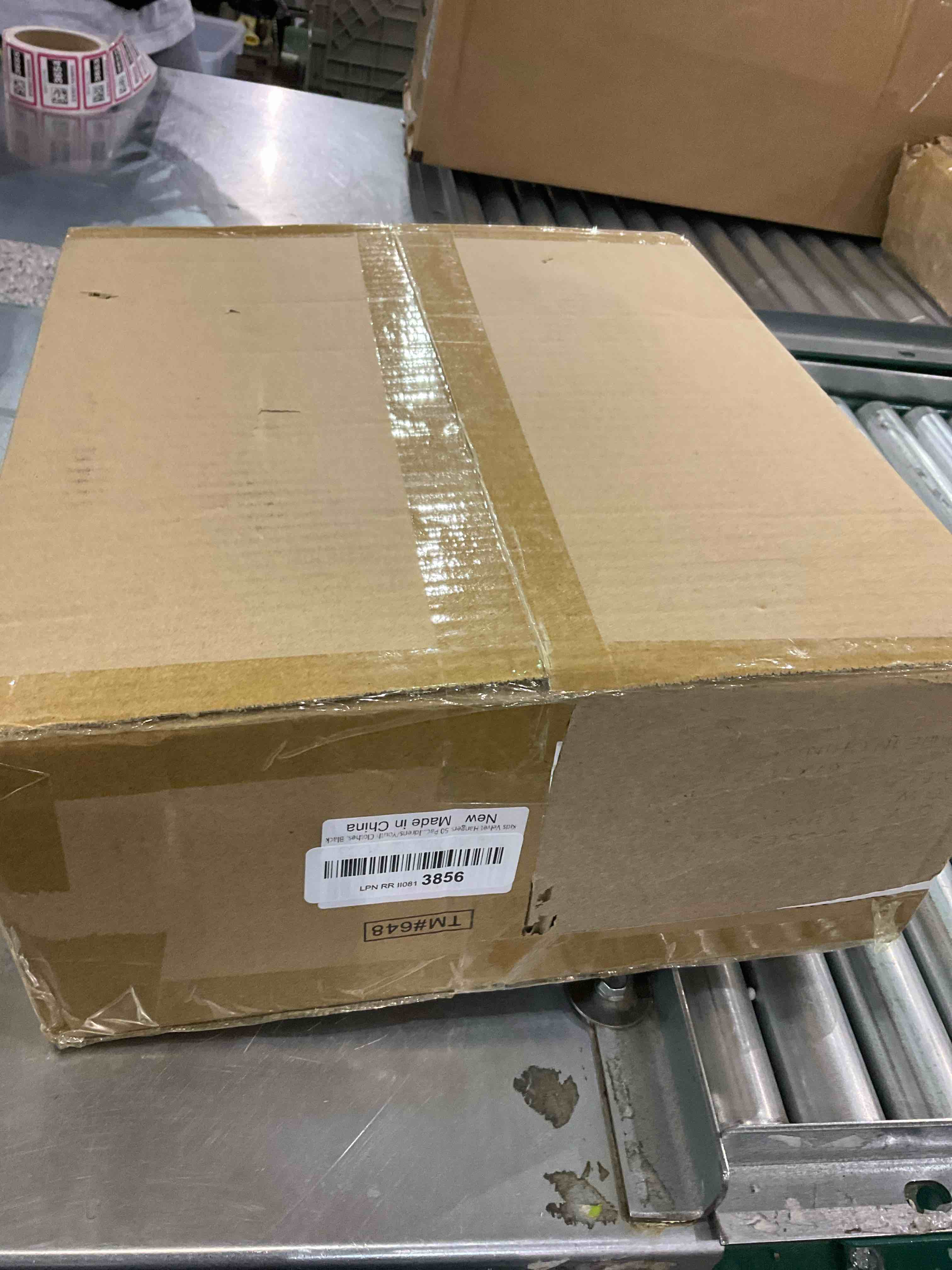 https://s3.amazonaws.com/lotting-images-prod/BargainHunt/EXS01196502_1709209880744.jpeg