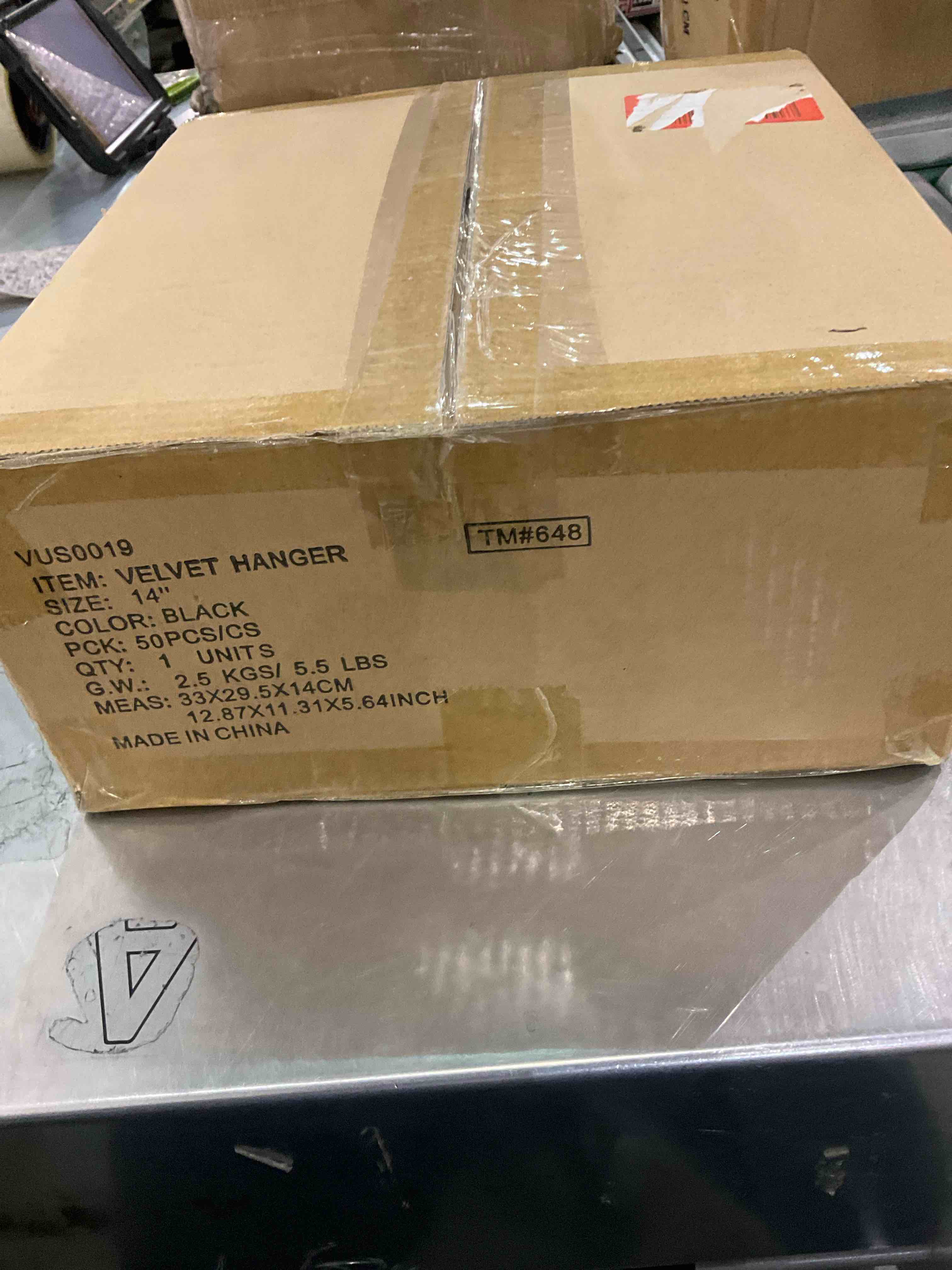 https://s3.amazonaws.com/lotting-images-prod/BargainHunt/EXS01196502_1709209932193.jpeg