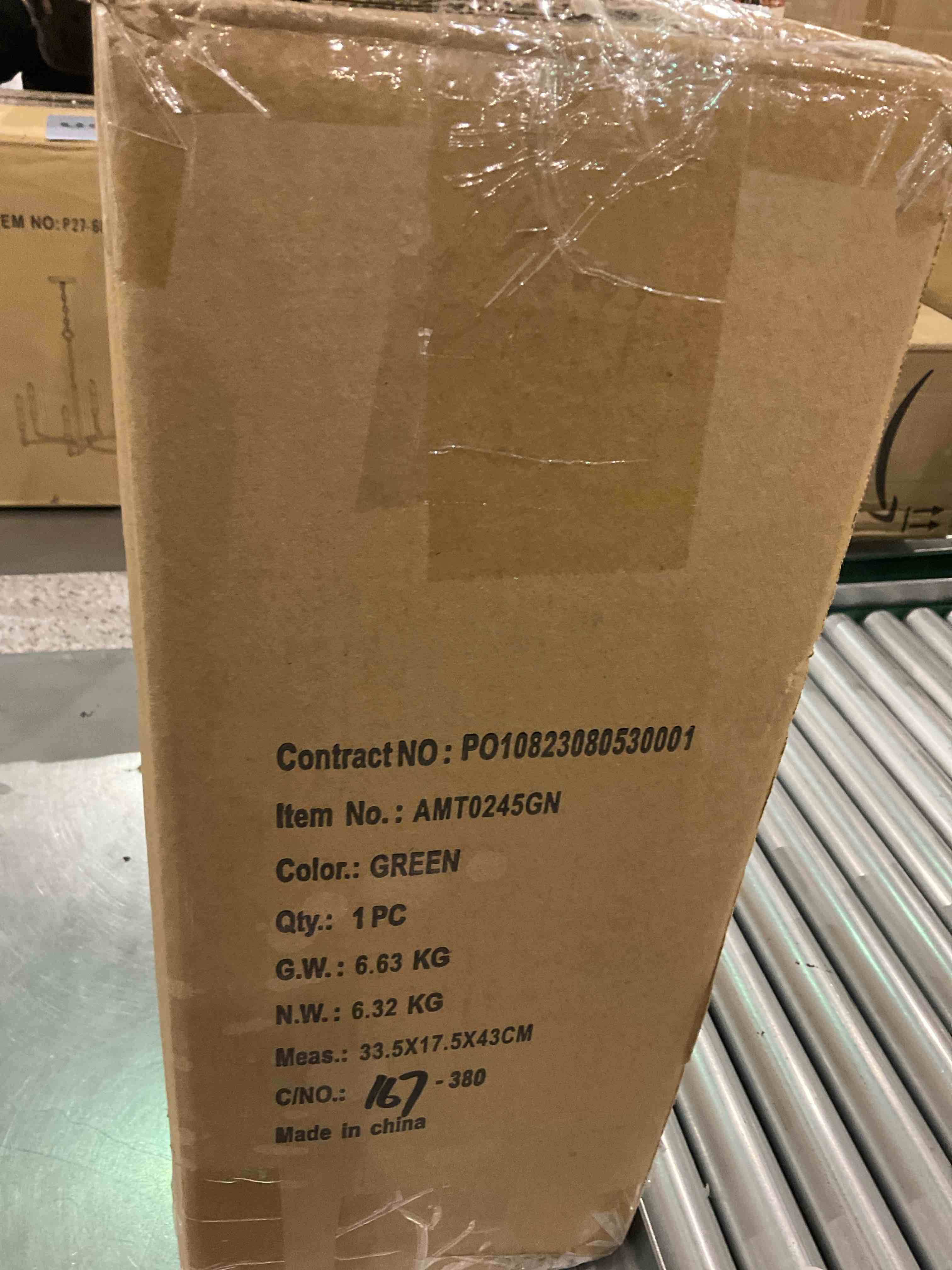 https://s3.amazonaws.com/lotting-images-prod/BargainHunt/EXS01196513_1709210953502.jpeg