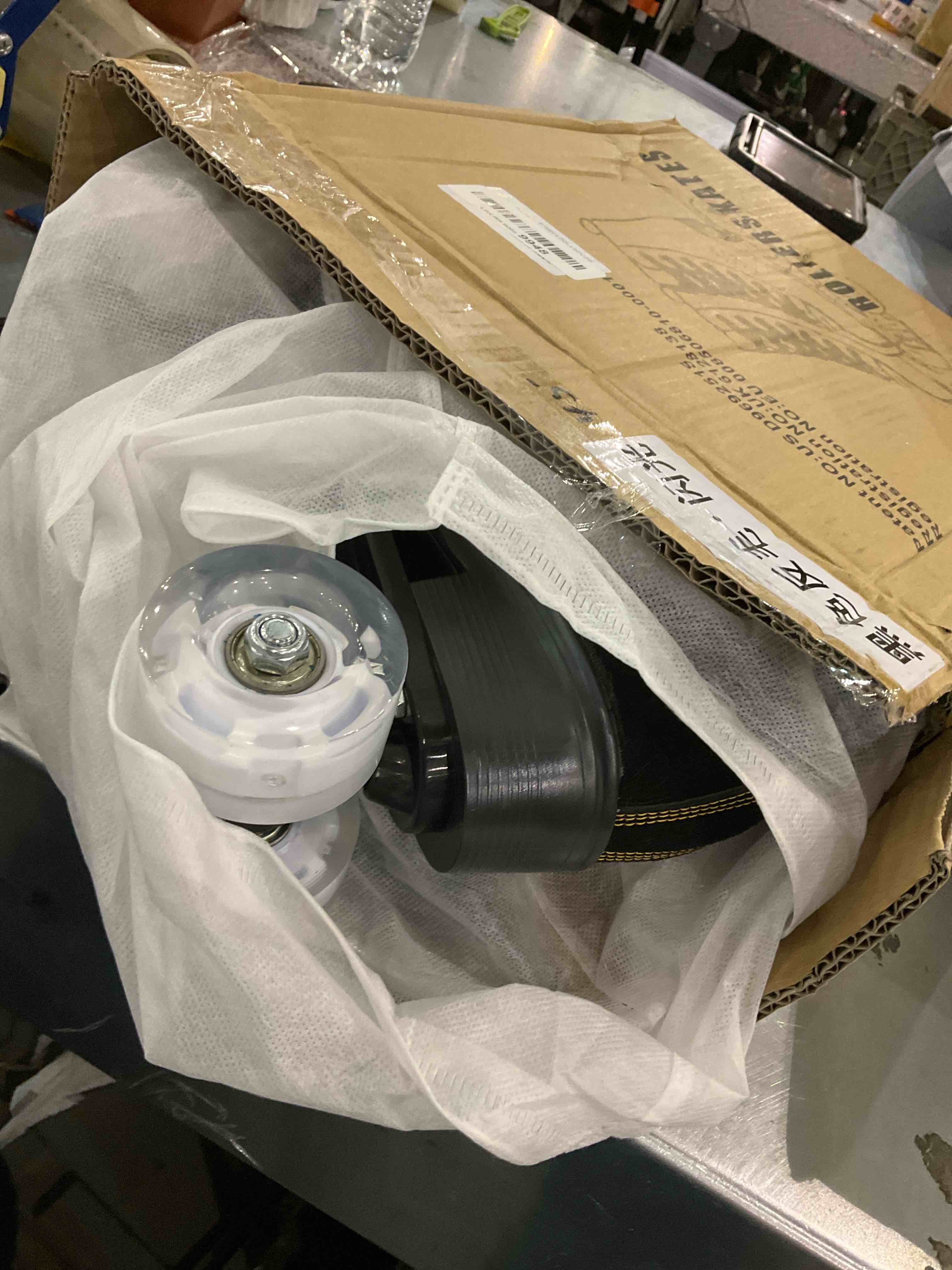https://s3.amazonaws.com/lotting-images-prod/BargainHunt/EXS01196516_1709211523262.jpeg