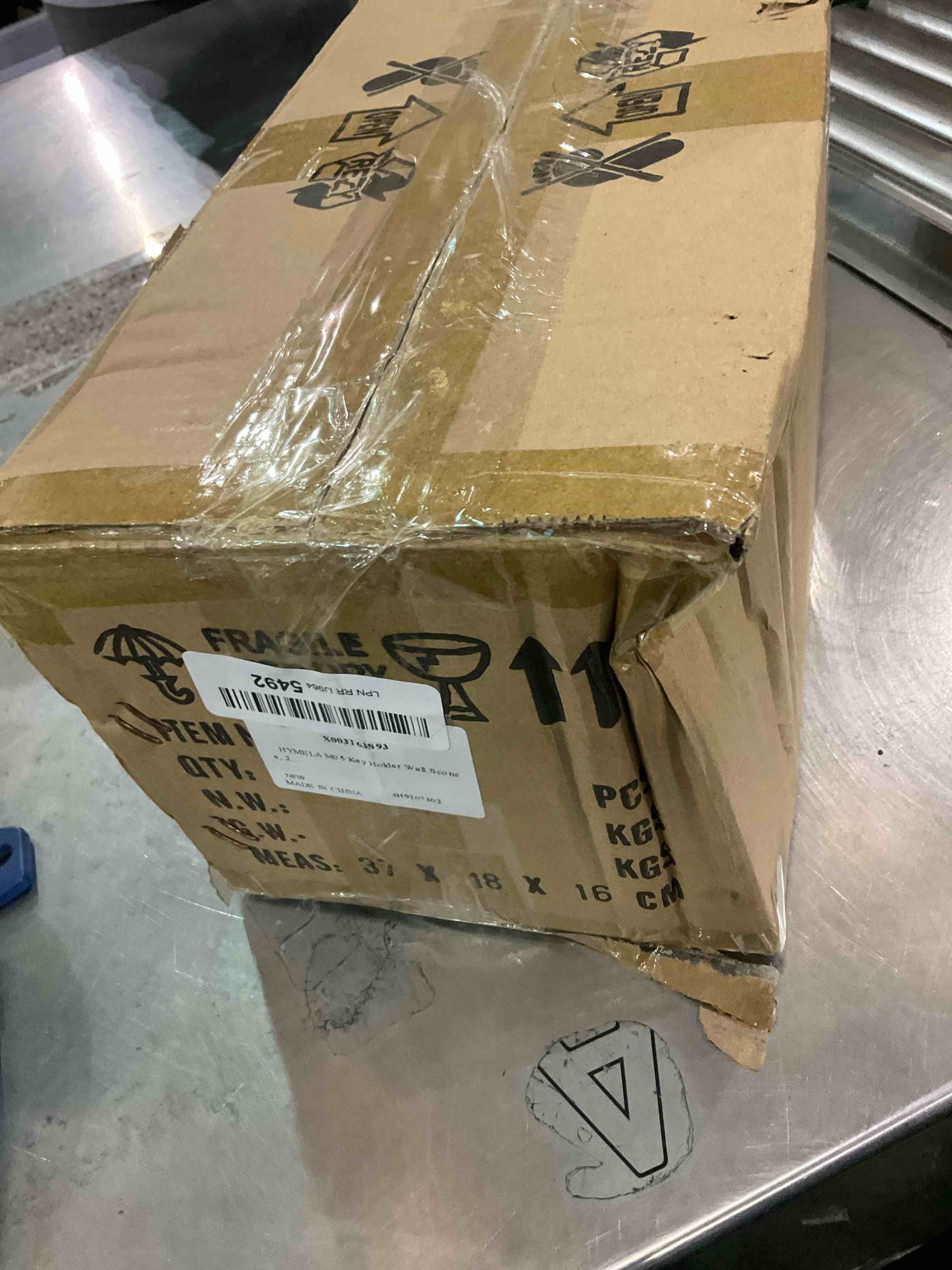 https://s3.amazonaws.com/lotting-images-prod/BargainHunt/EXS01196525_1709212517278.jpeg