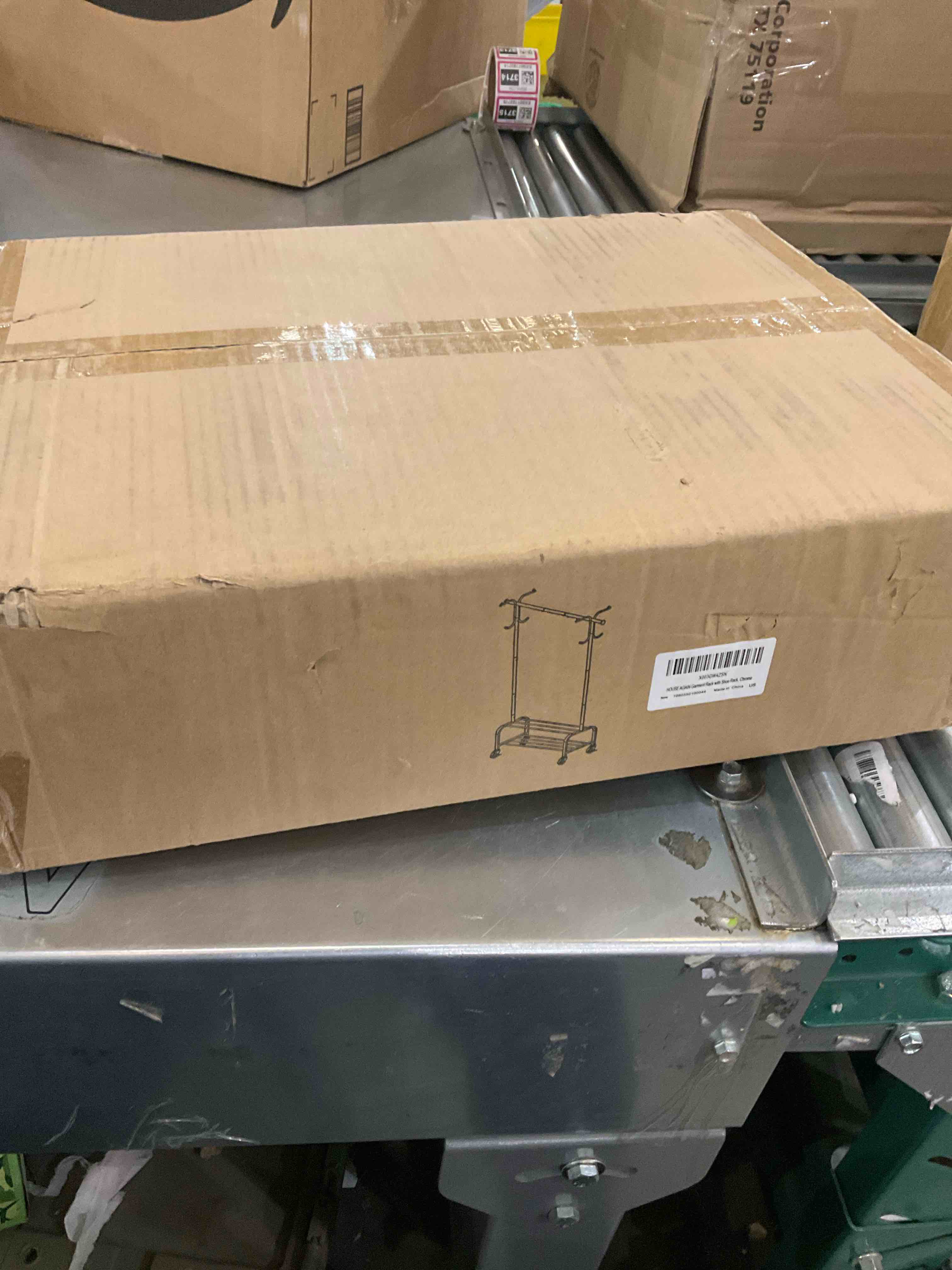 https://s3.amazonaws.com/lotting-images-prod/BargainHunt/EXS01196575_1709221651996.jpeg