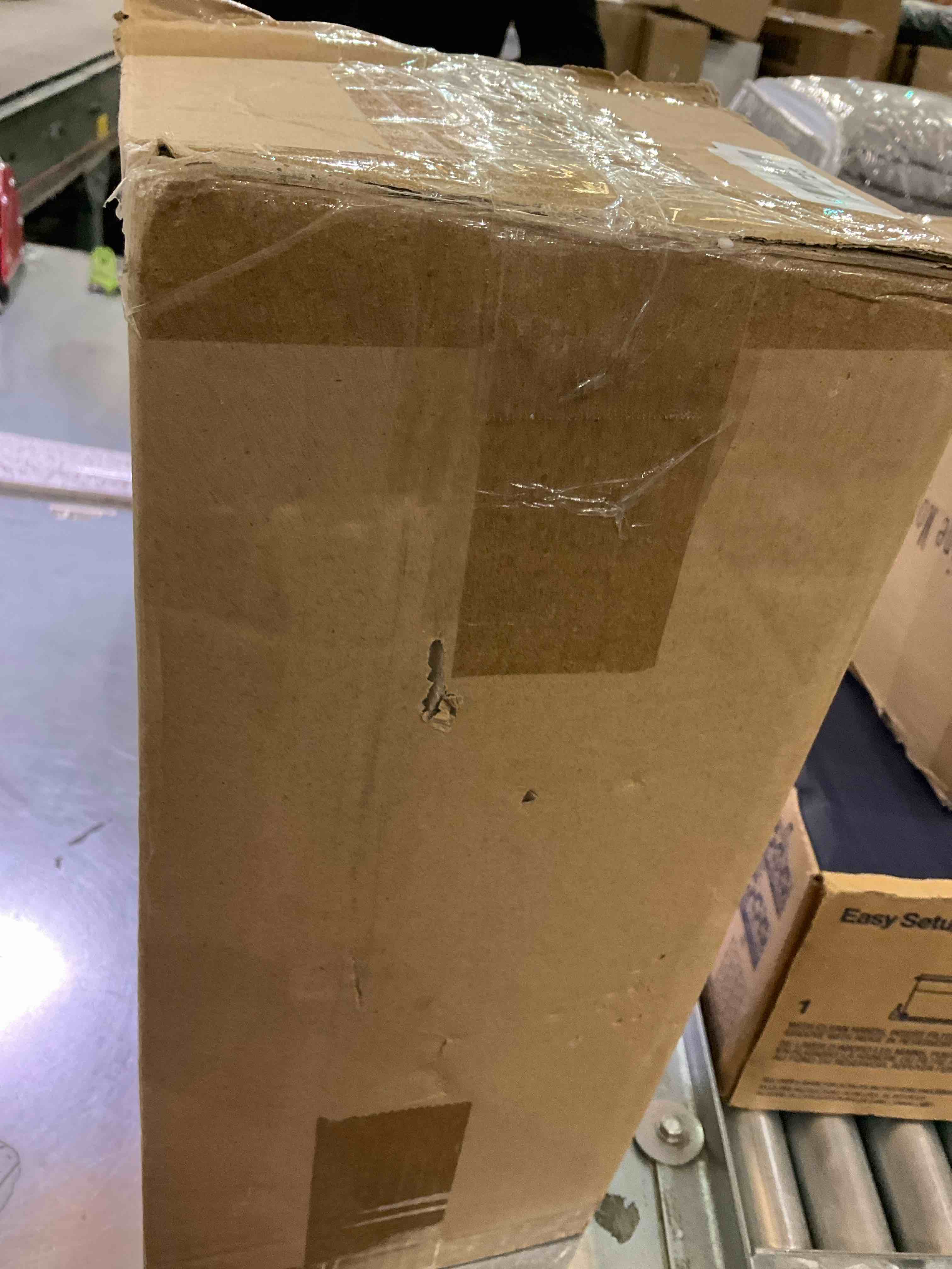https://s3.amazonaws.com/lotting-images-prod/BargainHunt/EXS01196630_1709230167781.jpeg