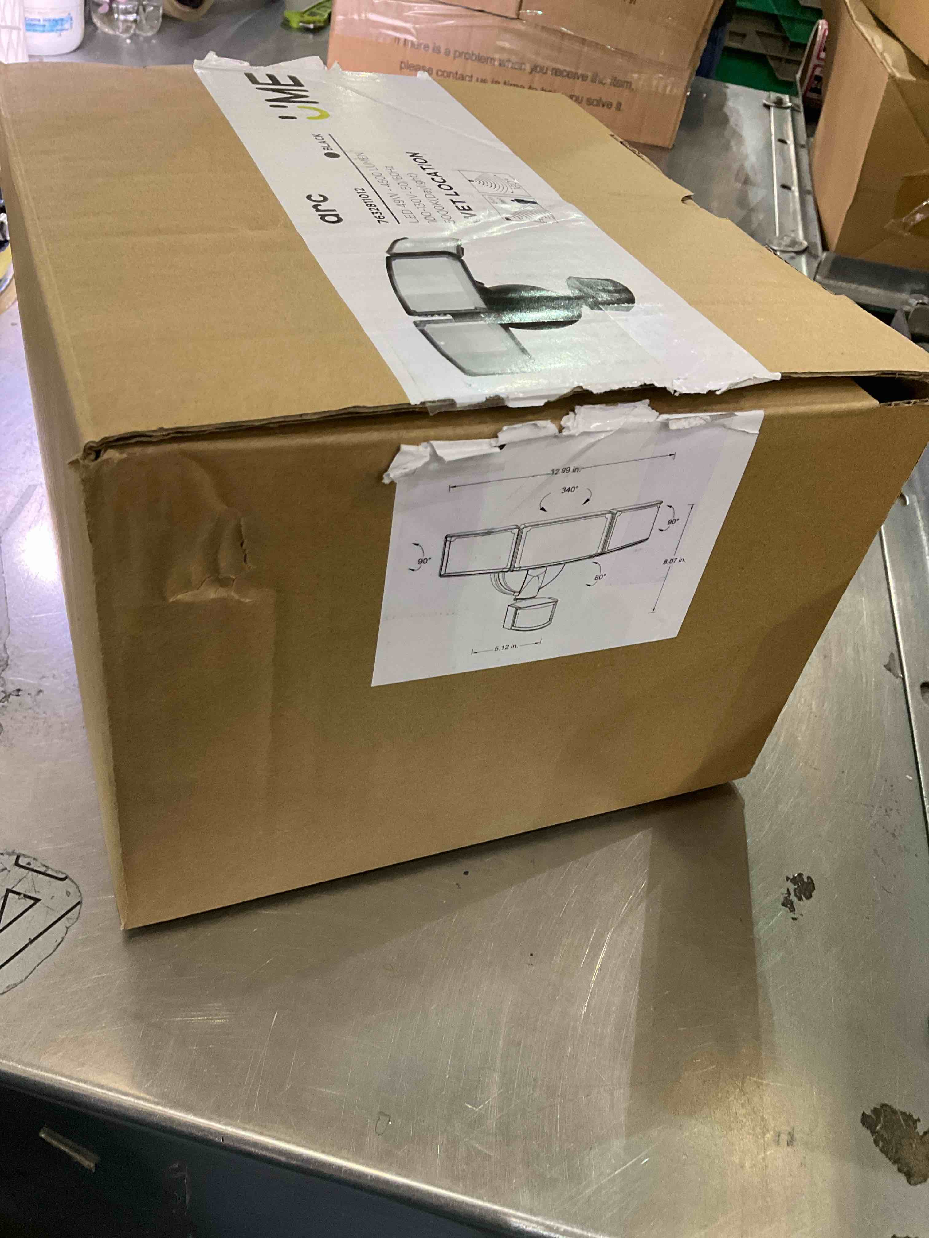 https://s3.amazonaws.com/lotting-images-prod/BargainHunt/EXS01196823_1709316411529.jpeg