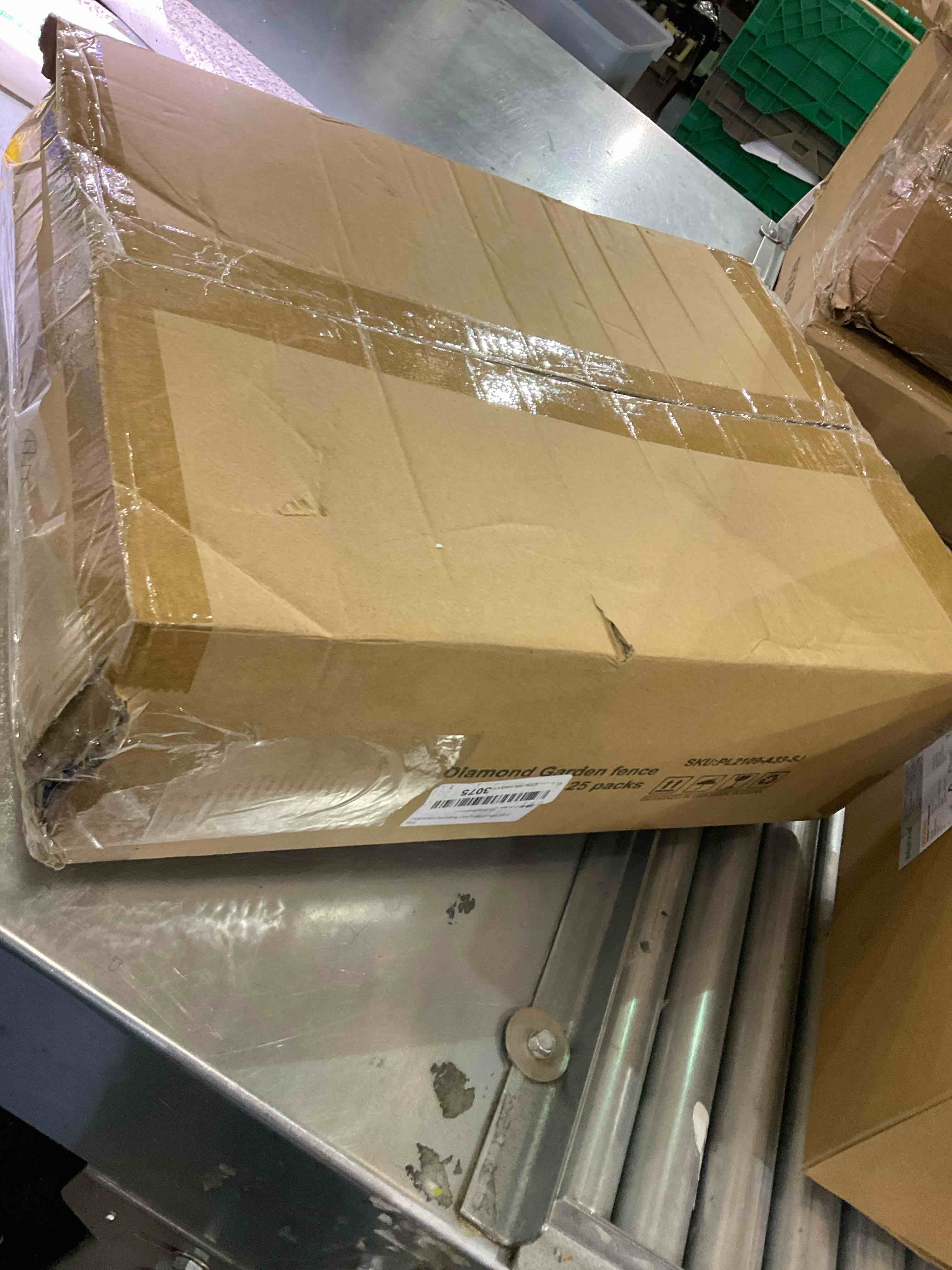 https://s3.amazonaws.com/lotting-images-prod/BargainHunt/EXS01196837_1709318252664.jpeg