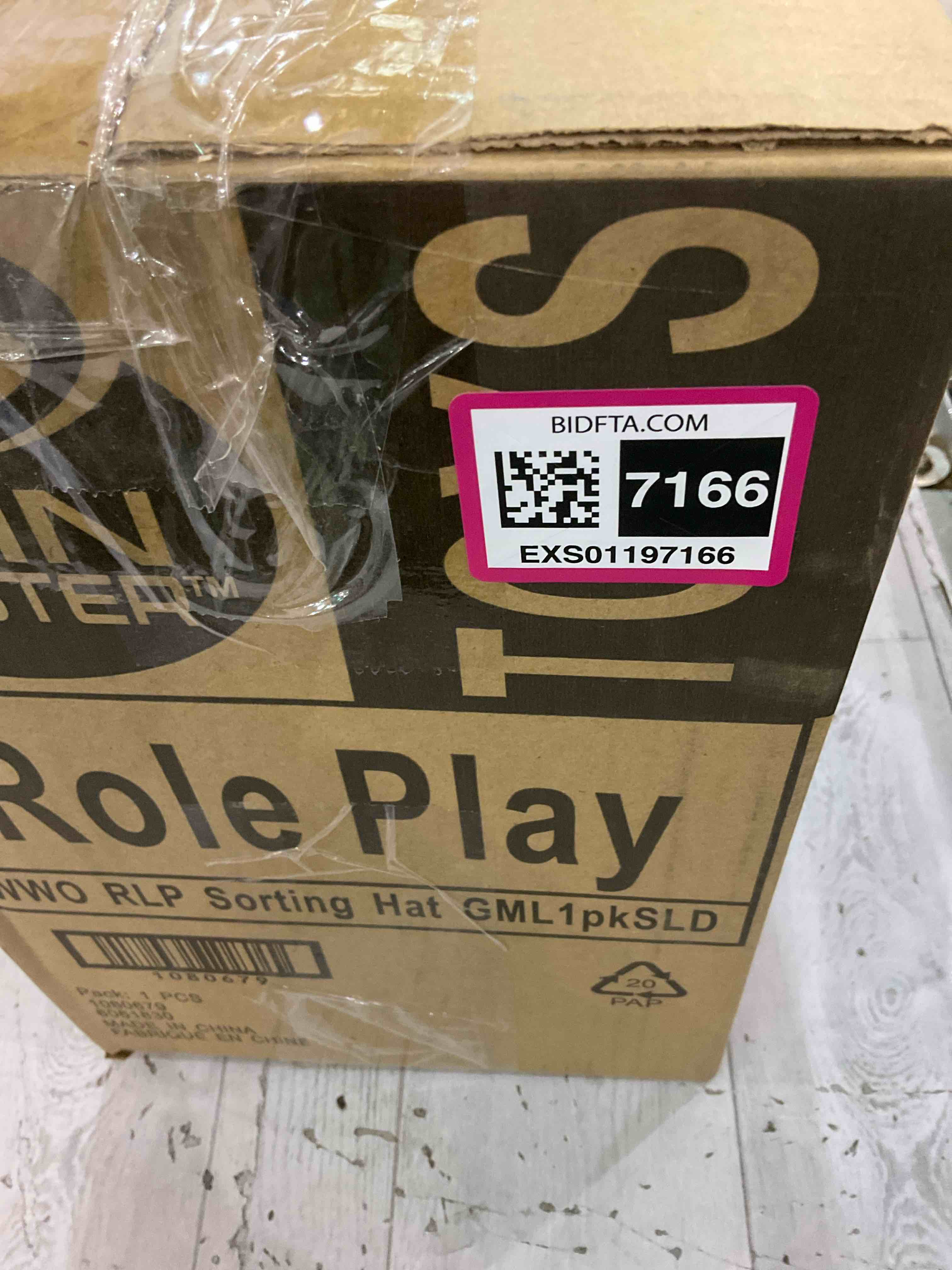 https://s3.amazonaws.com/lotting-images-prod/BargainHunt/EXS01197166_1709736500911.jpeg