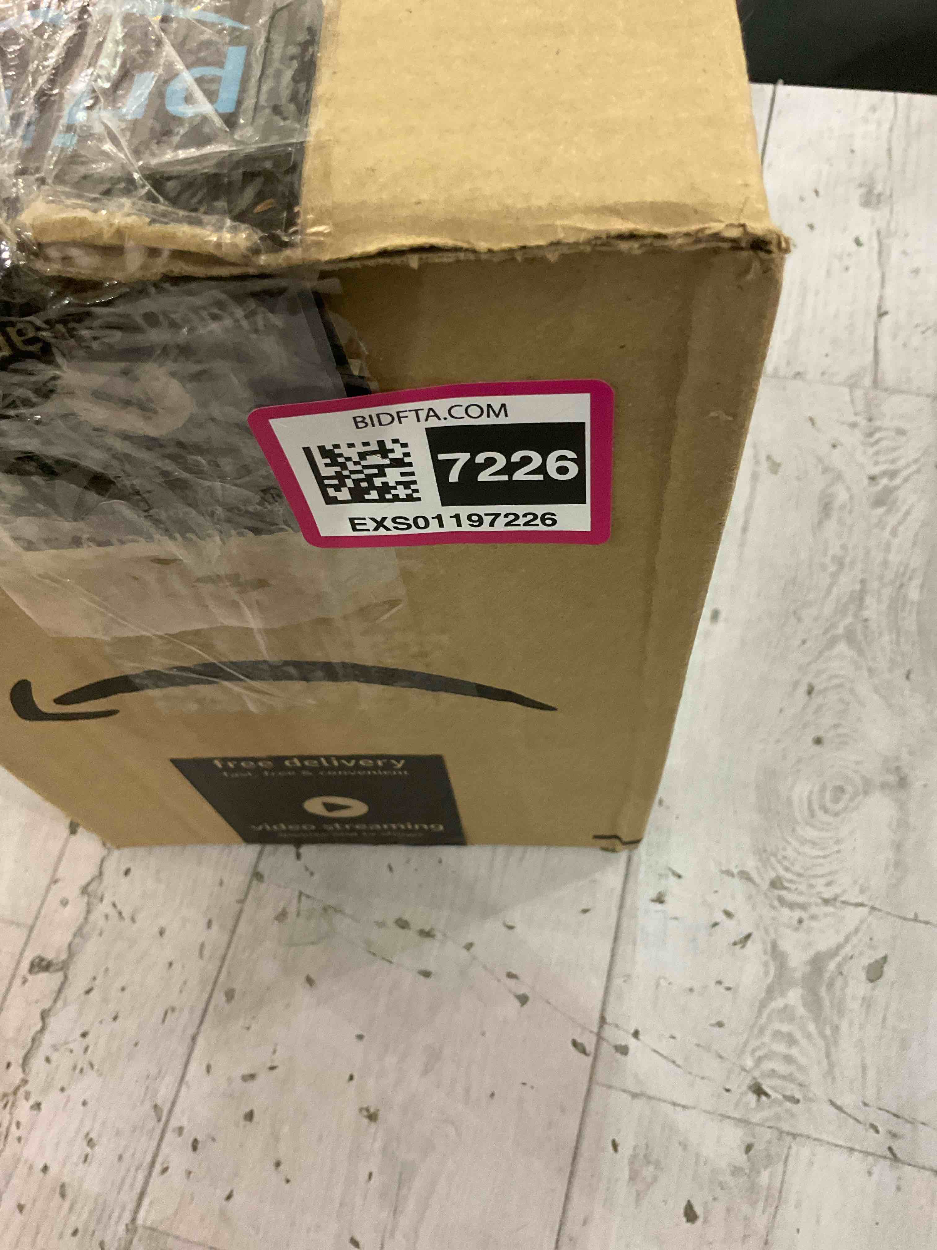 https://s3.amazonaws.com/lotting-images-prod/BargainHunt/EXS01197226_1709743925773.jpeg
