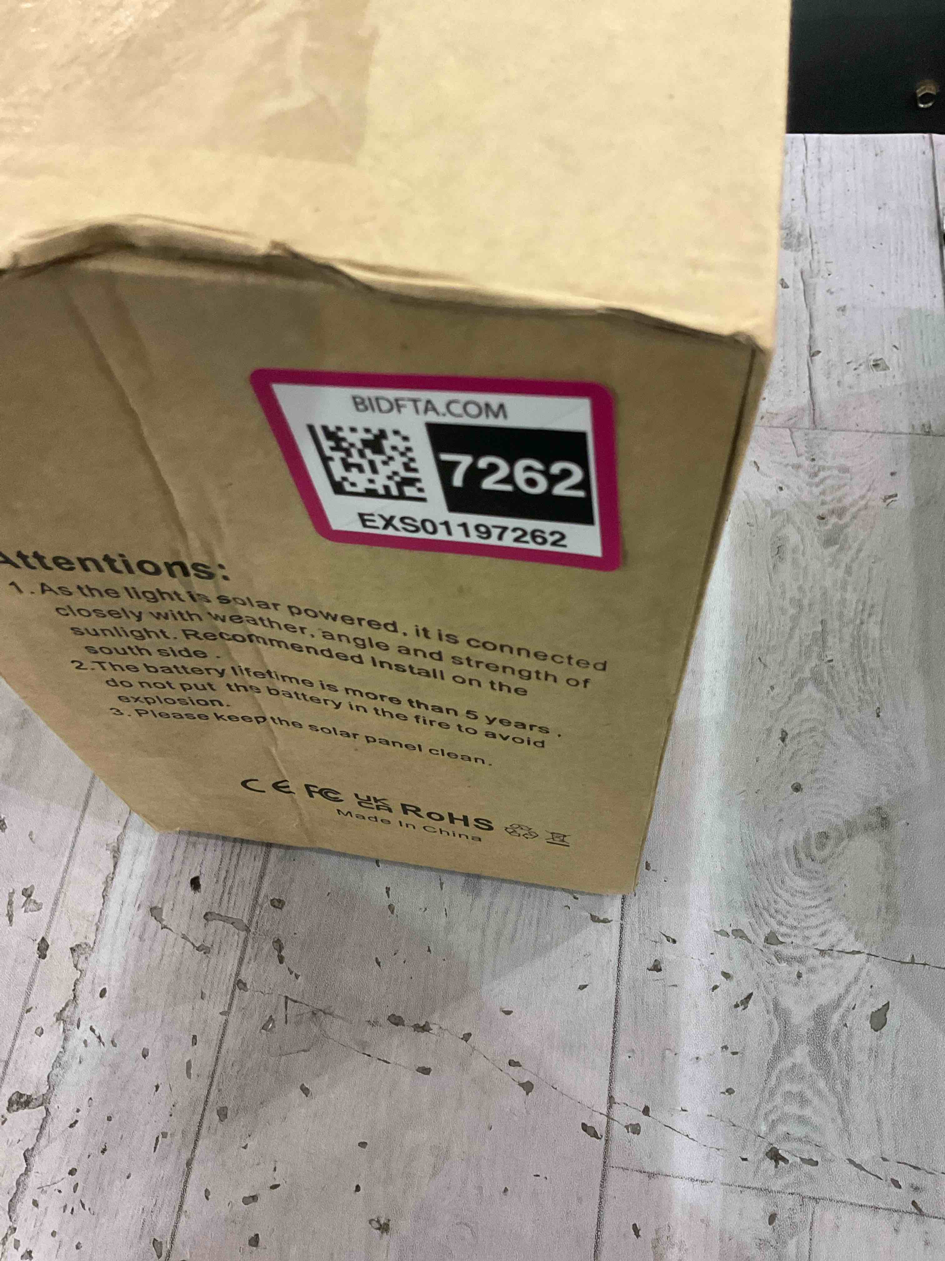 https://s3.amazonaws.com/lotting-images-prod/BargainHunt/EXS01197262_1709753385645.jpeg