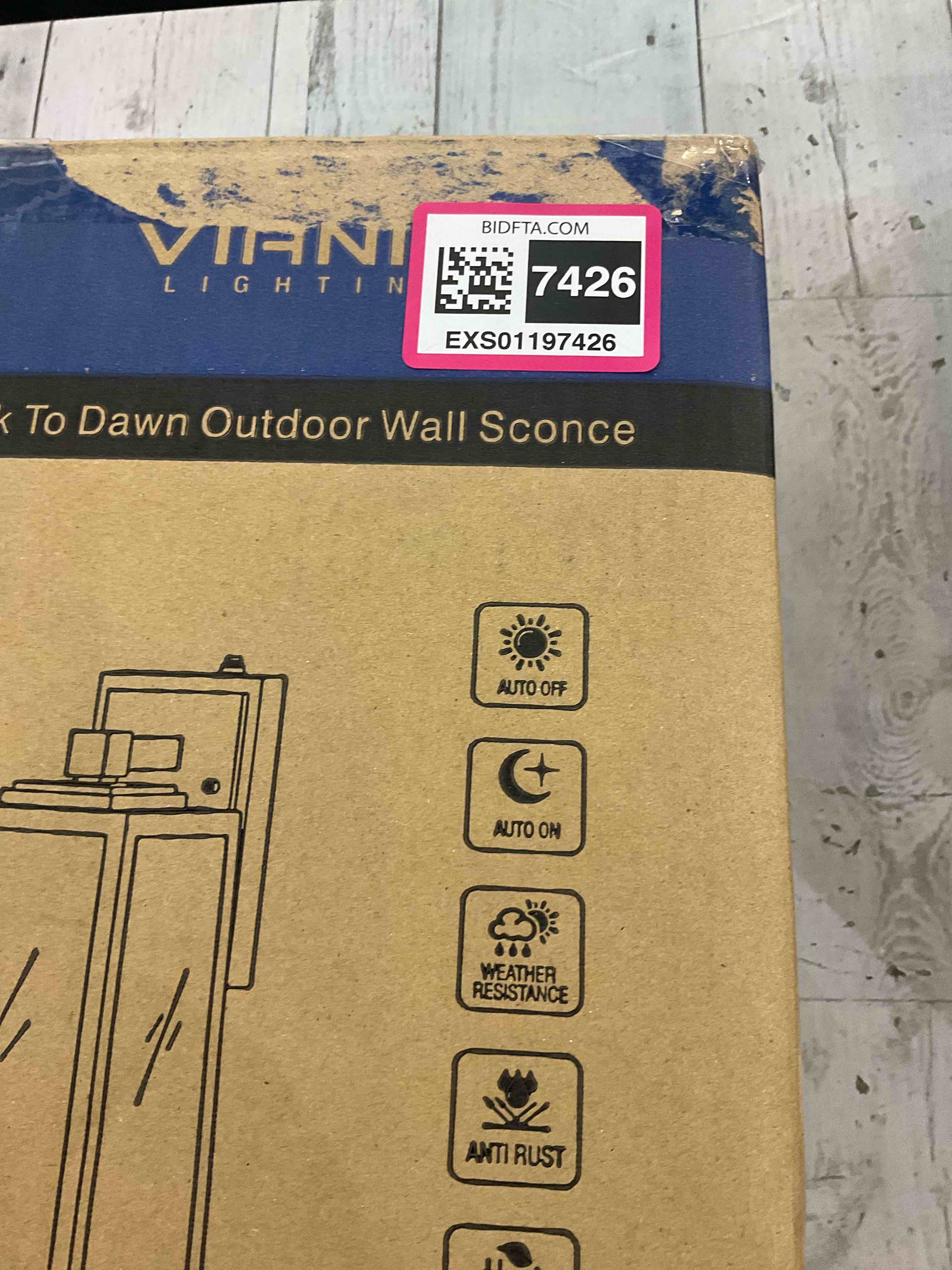 https://s3.amazonaws.com/lotting-images-prod/BargainHunt/EXS01197426_1709841816588.jpeg