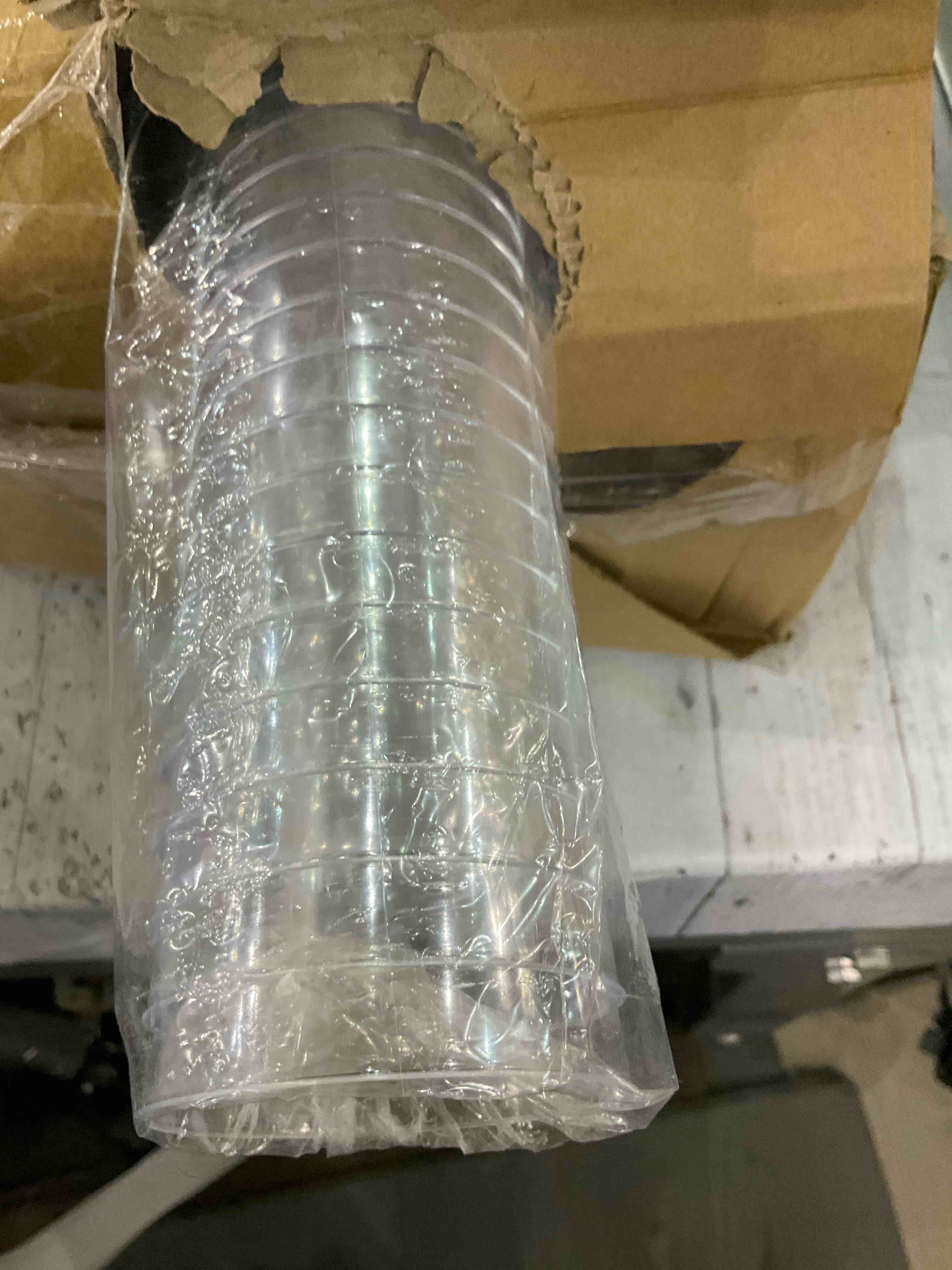 Thenshop 200 Pack Disposable Plastic Wine Glasses with Stem, 6 oz Plastic Wine Glasses for Parties Disposable, Clear Plastic Champagne Cups for Weddings Birthdays Bridal Shower Graduations Parties