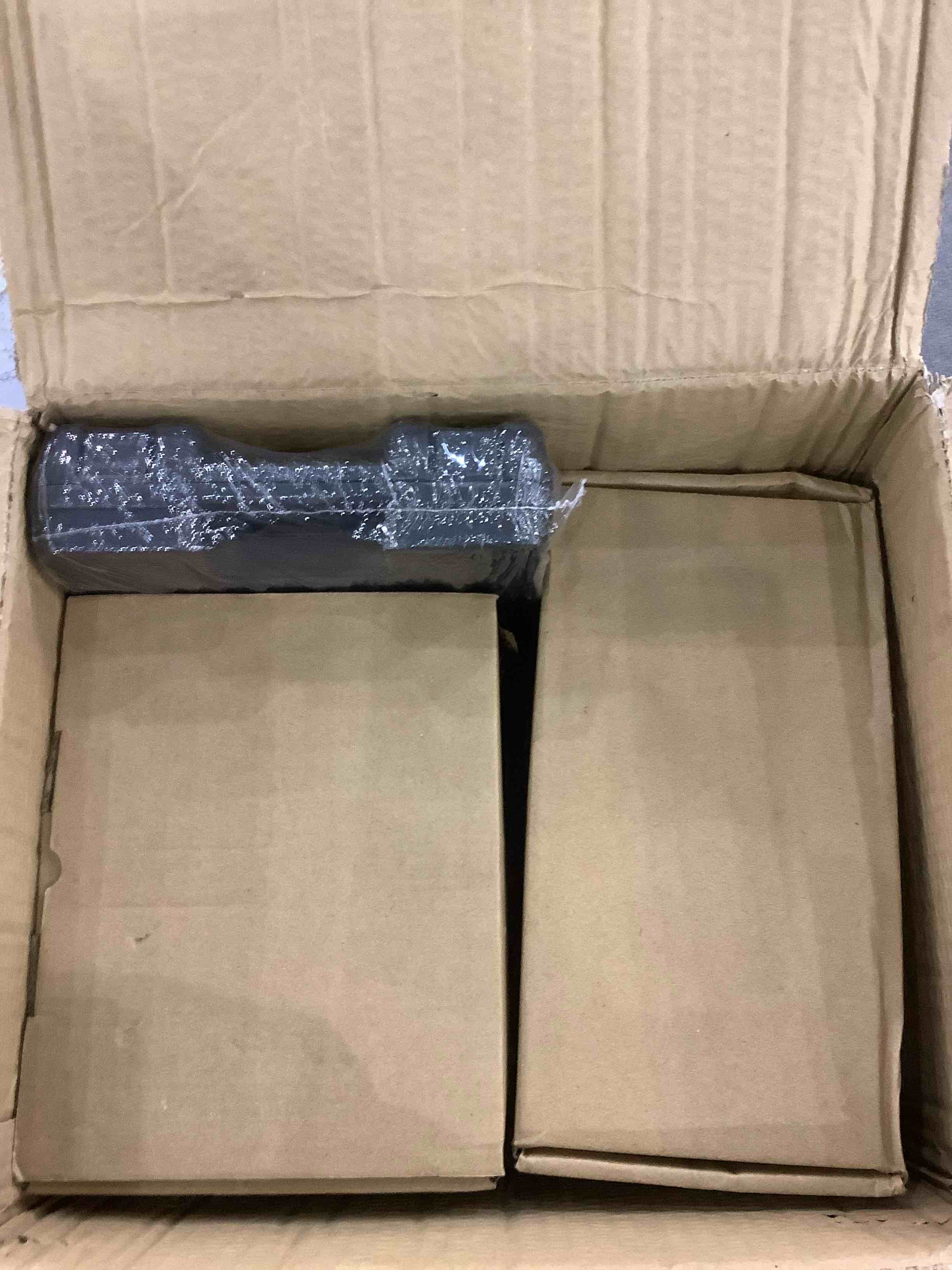 https://s3.amazonaws.com/lotting-images-prod/BargainHunt/EXS01197550_1709298854457.jpeg