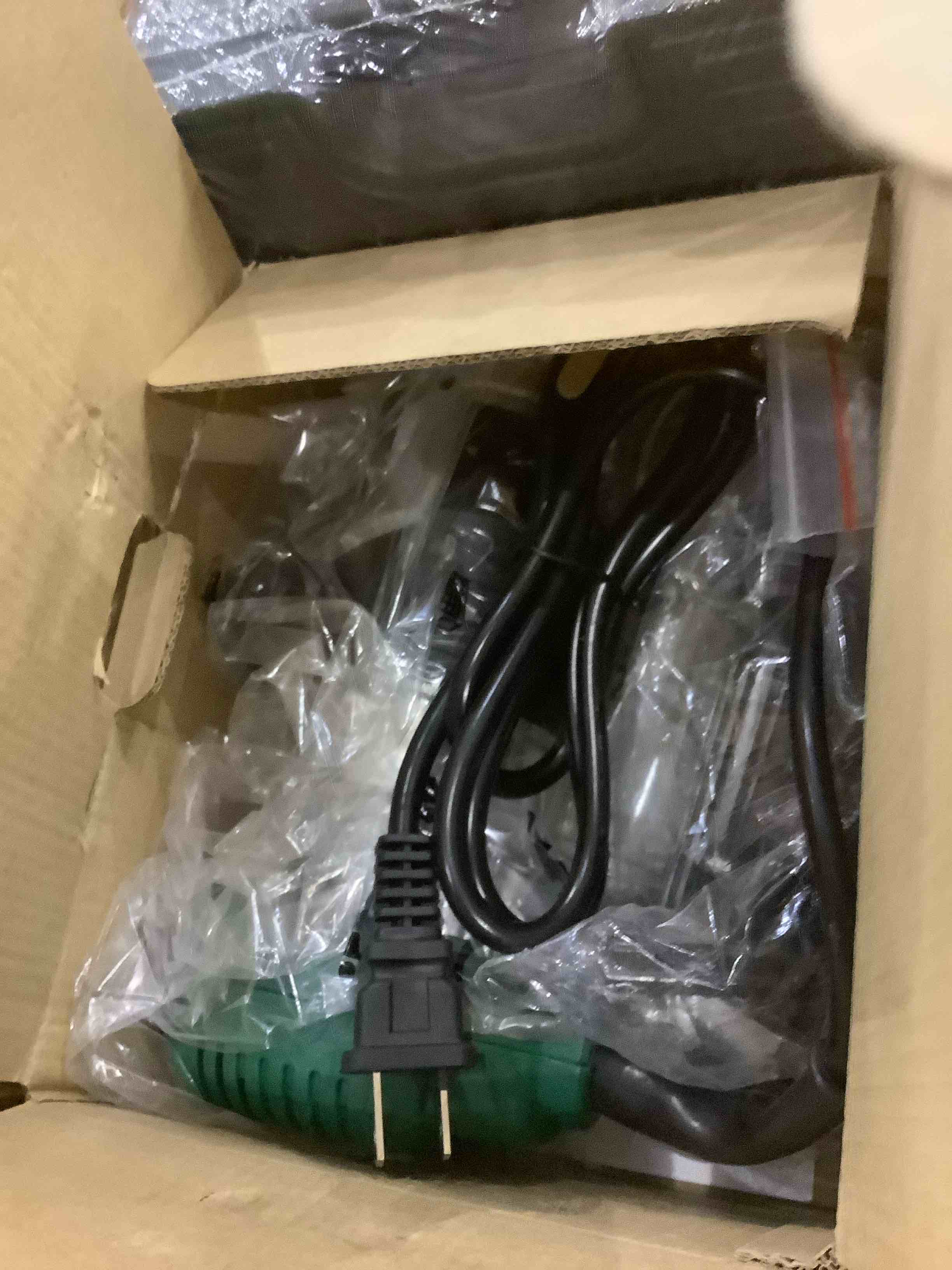https://s3.amazonaws.com/lotting-images-prod/BargainHunt/EXS01197550_1709298893291.jpeg