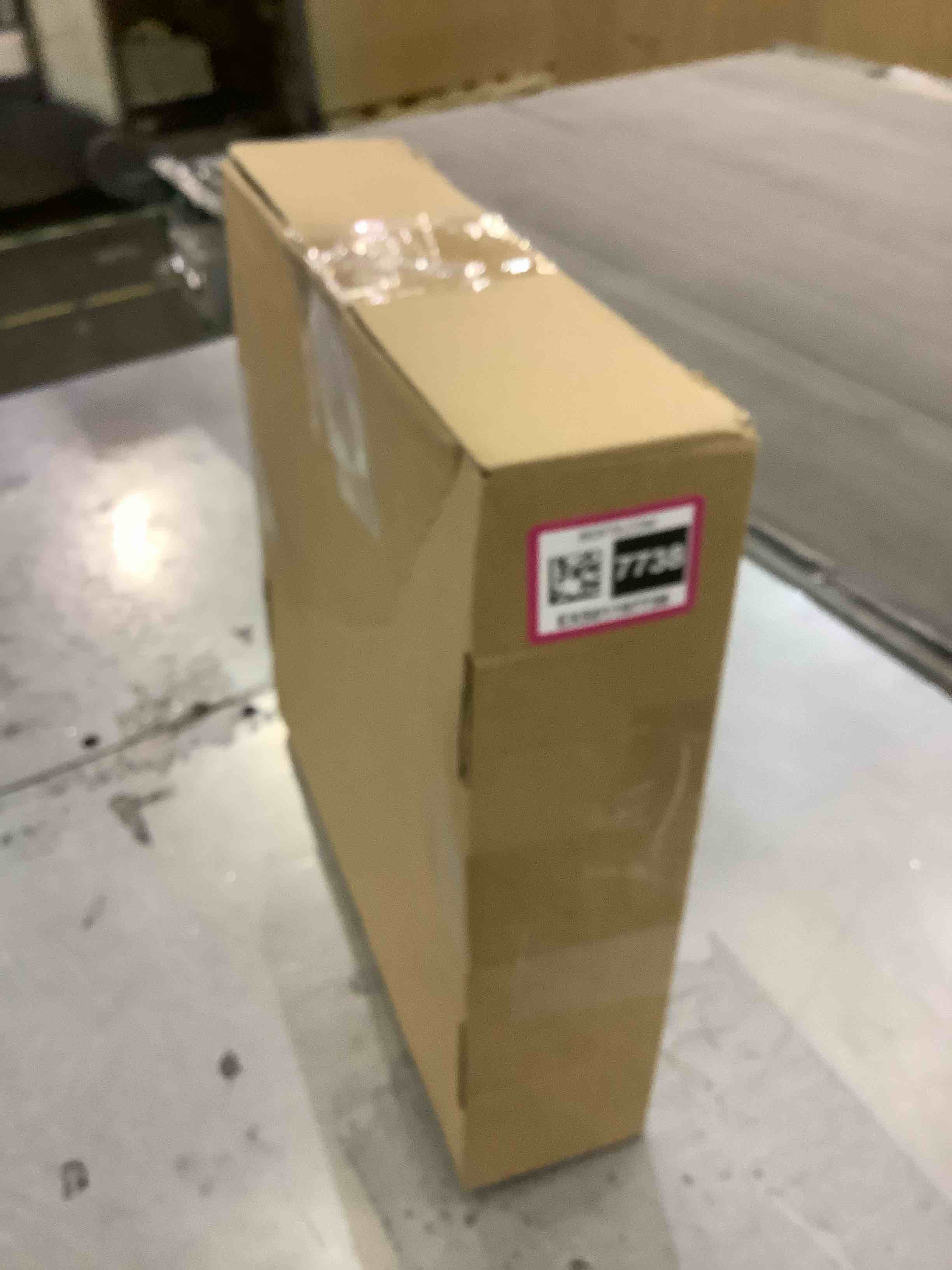 https://s3.amazonaws.com/lotting-images-prod/BargainHunt/EXS01197738_1709322068664.jpeg