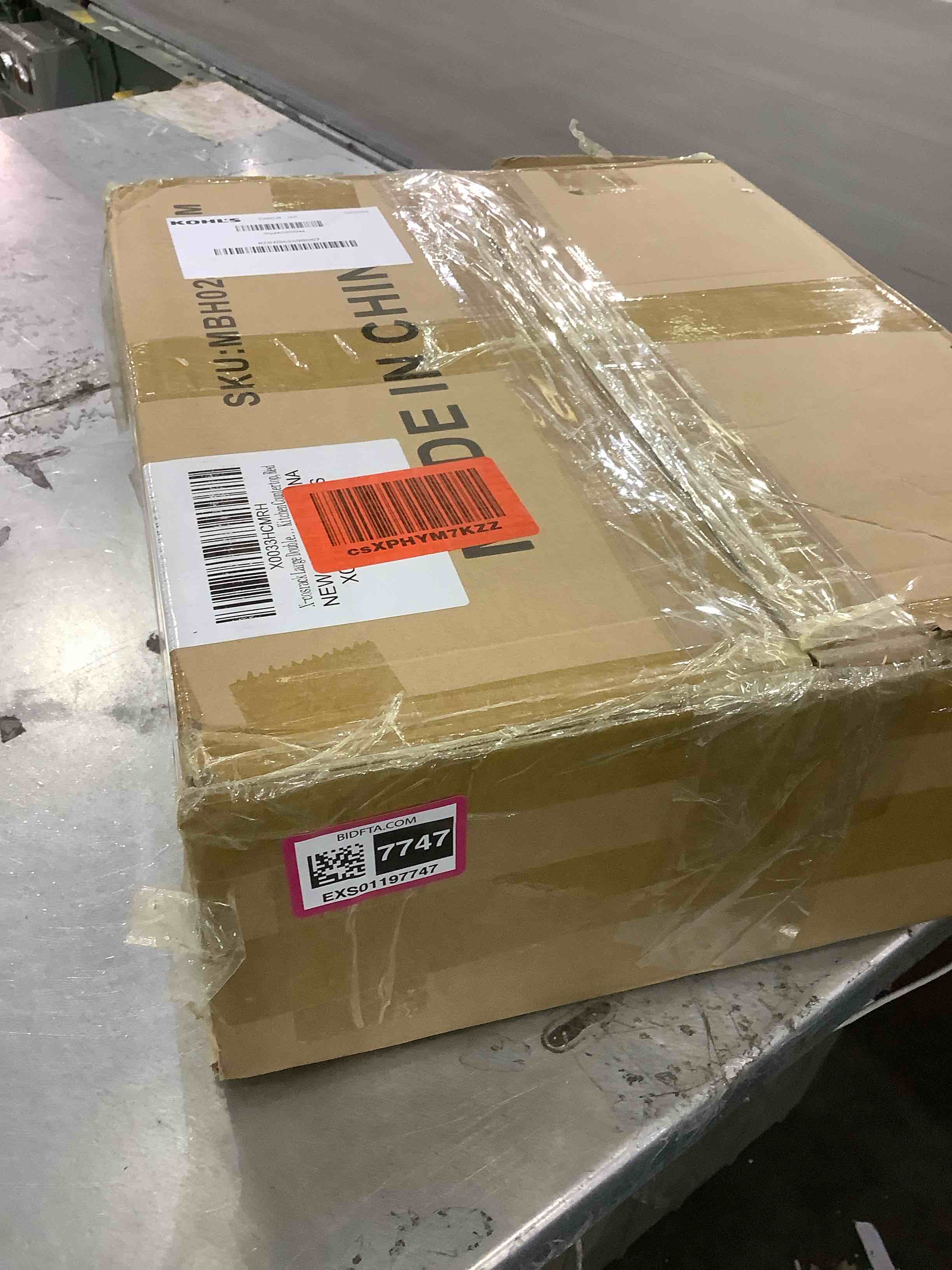 https://s3.amazonaws.com/lotting-images-prod/BargainHunt/EXS01197747_1709322975905.jpeg