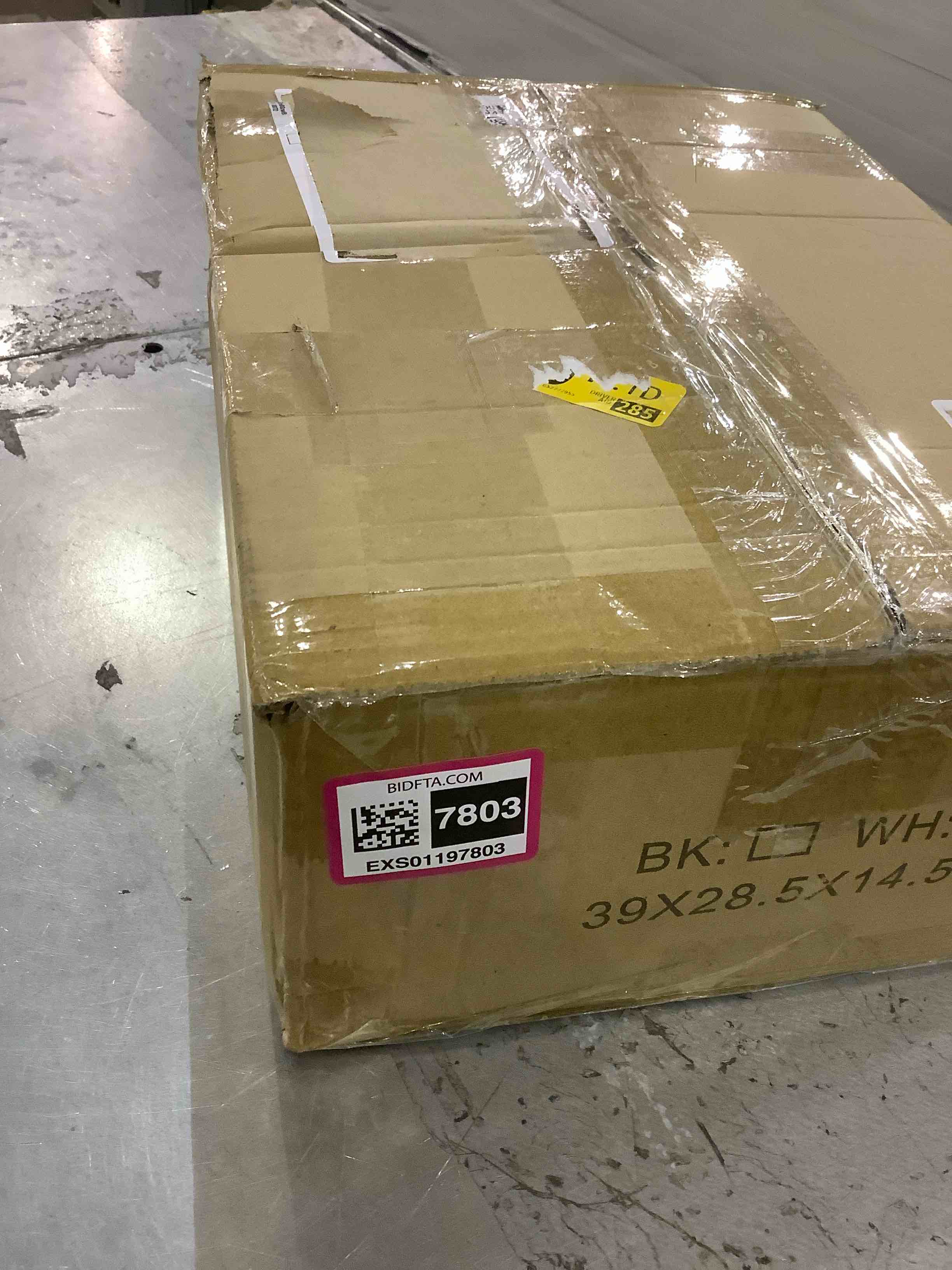 https://s3.amazonaws.com/lotting-images-prod/BargainHunt/EXS01197803_1709644421945.jpeg