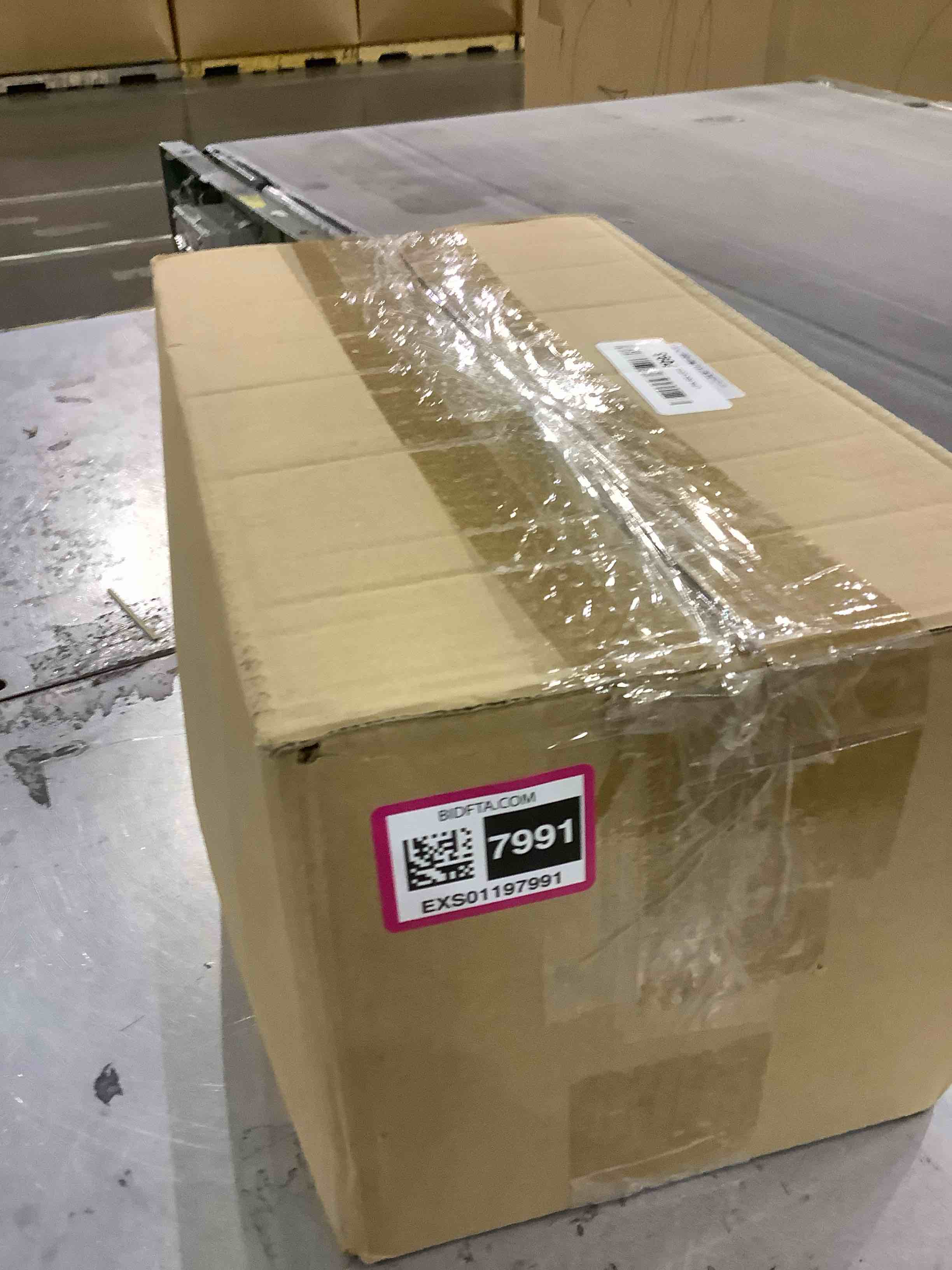 https://s3.amazonaws.com/lotting-images-prod/BargainHunt/EXS01197991_1709668114456.jpeg