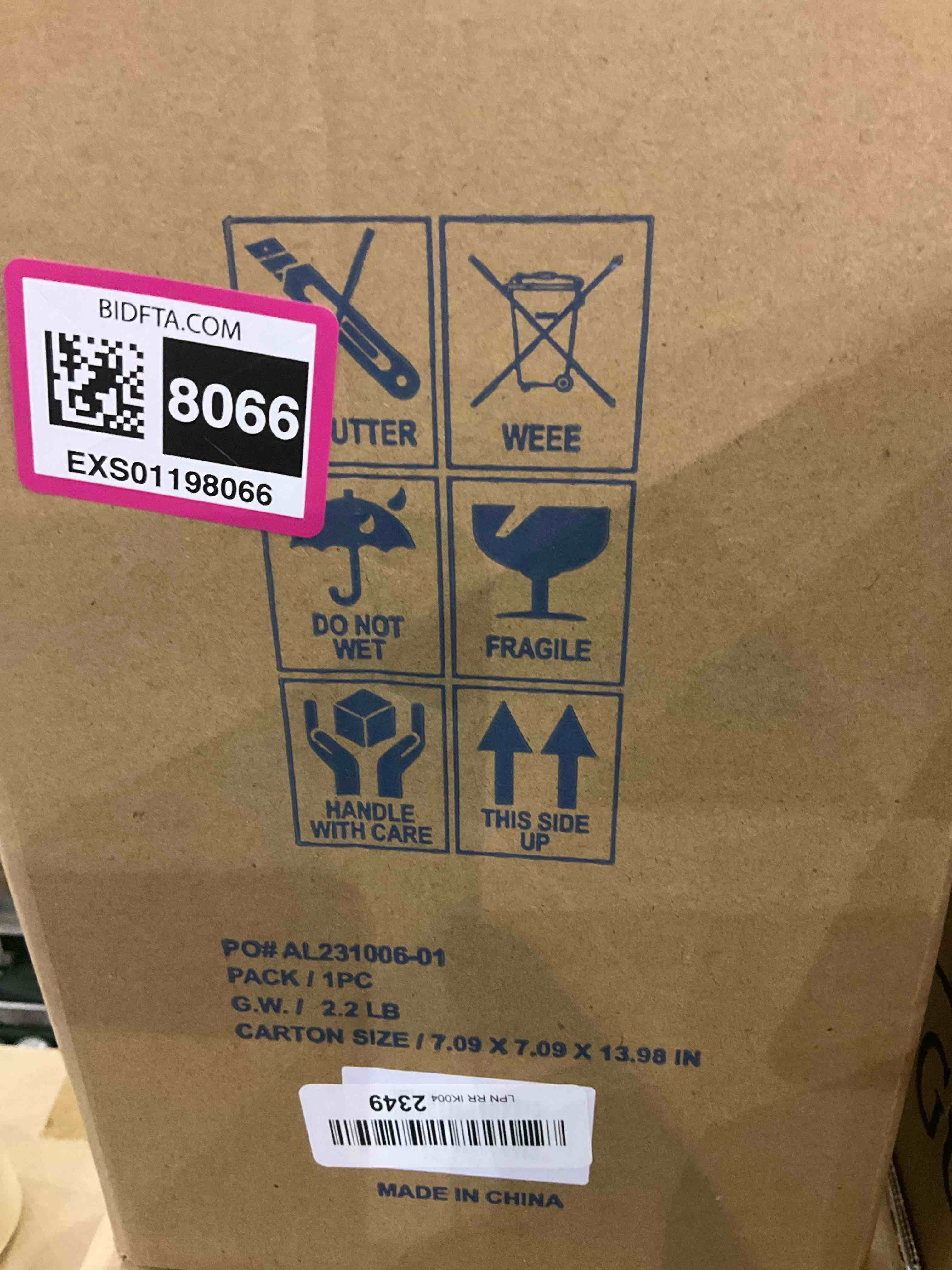 https://s3.amazonaws.com/lotting-images-prod/BargainHunt/EXS01198066_1709124994370.jpeg
