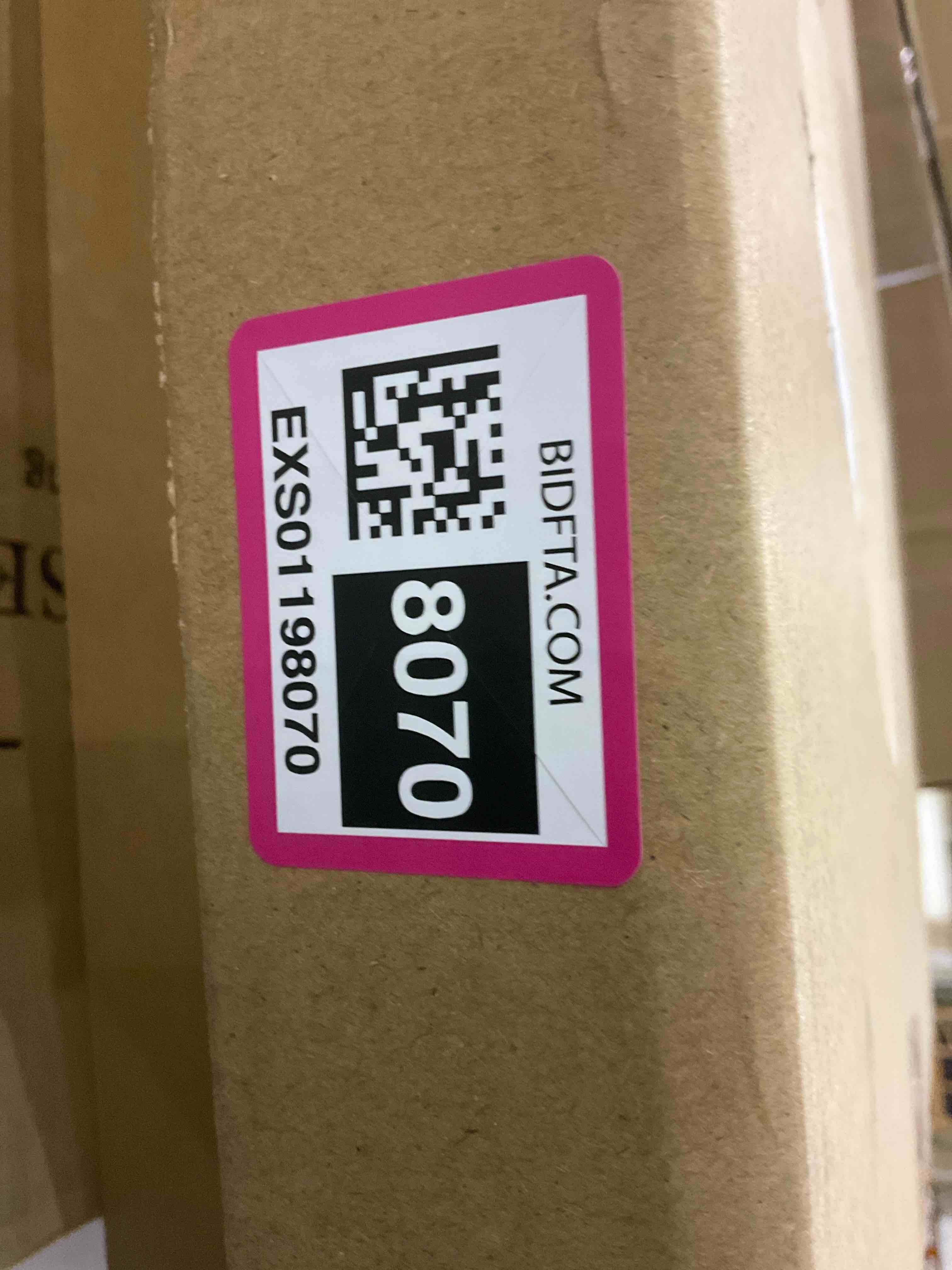 https://s3.amazonaws.com/lotting-images-prod/BargainHunt/EXS01198070_1709125323045.jpeg