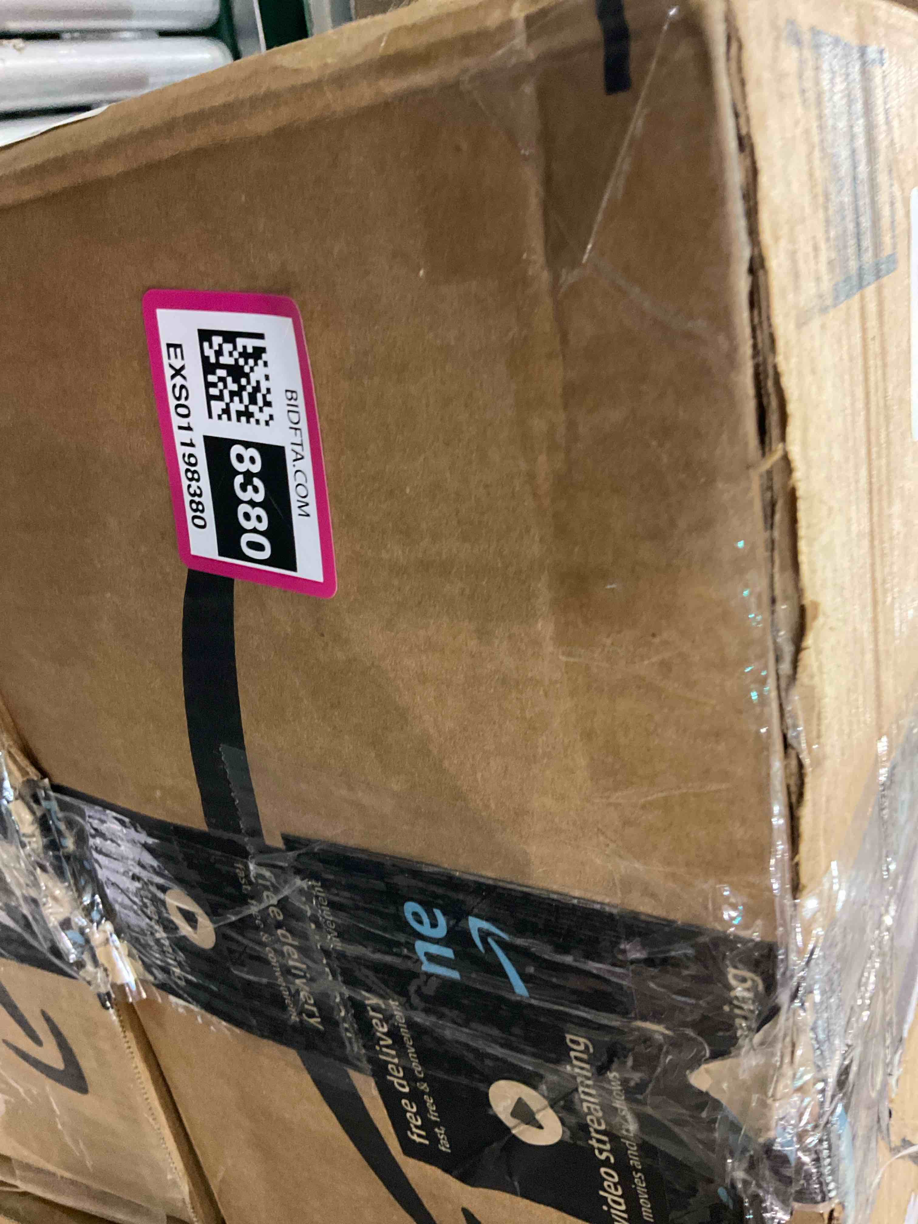 https://s3.amazonaws.com/lotting-images-prod/BargainHunt/EXS01198380_1709559136791.jpeg