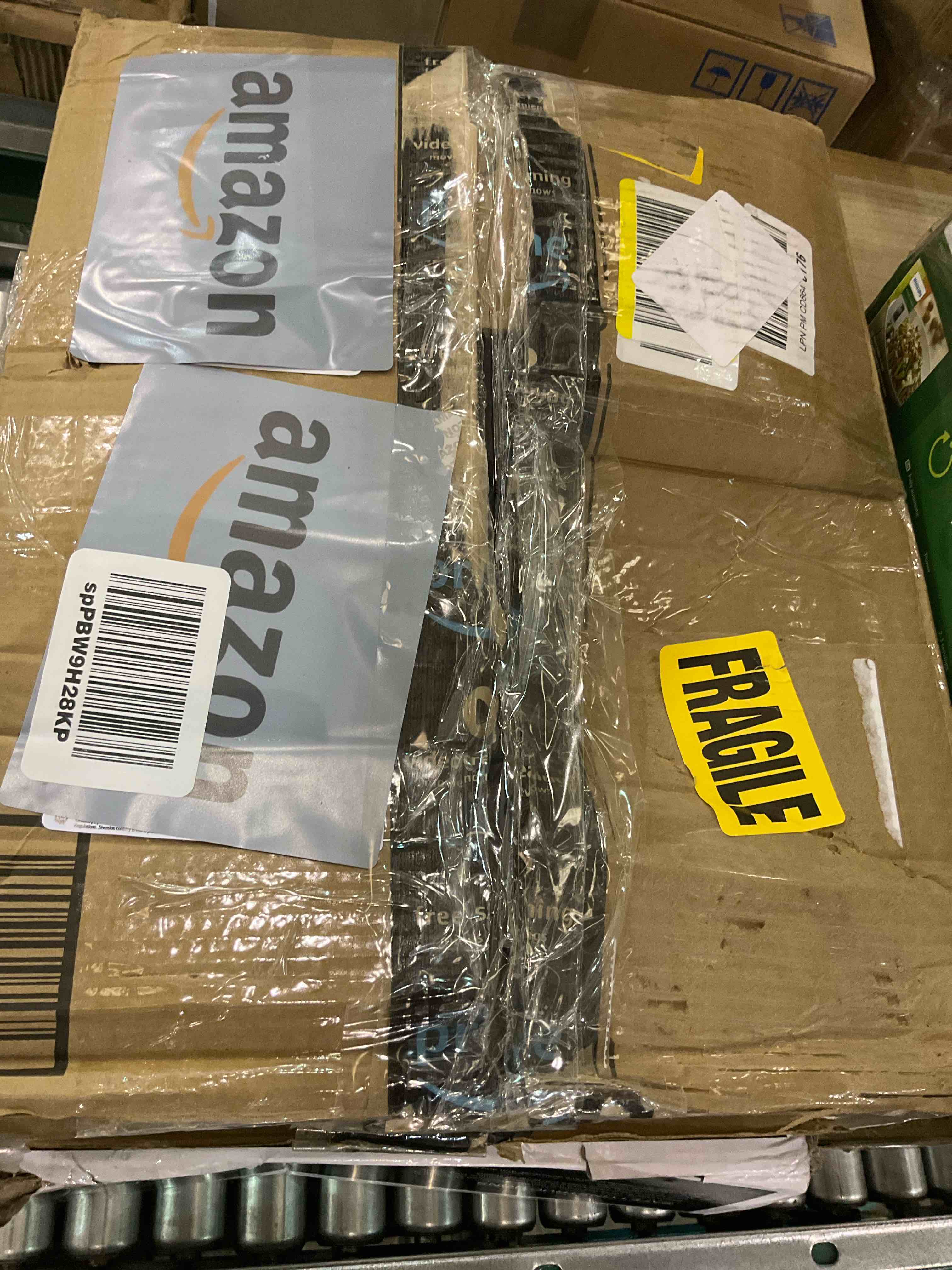 https://s3.amazonaws.com/lotting-images-prod/BargainHunt/EXS01198381_1709559173554.jpeg